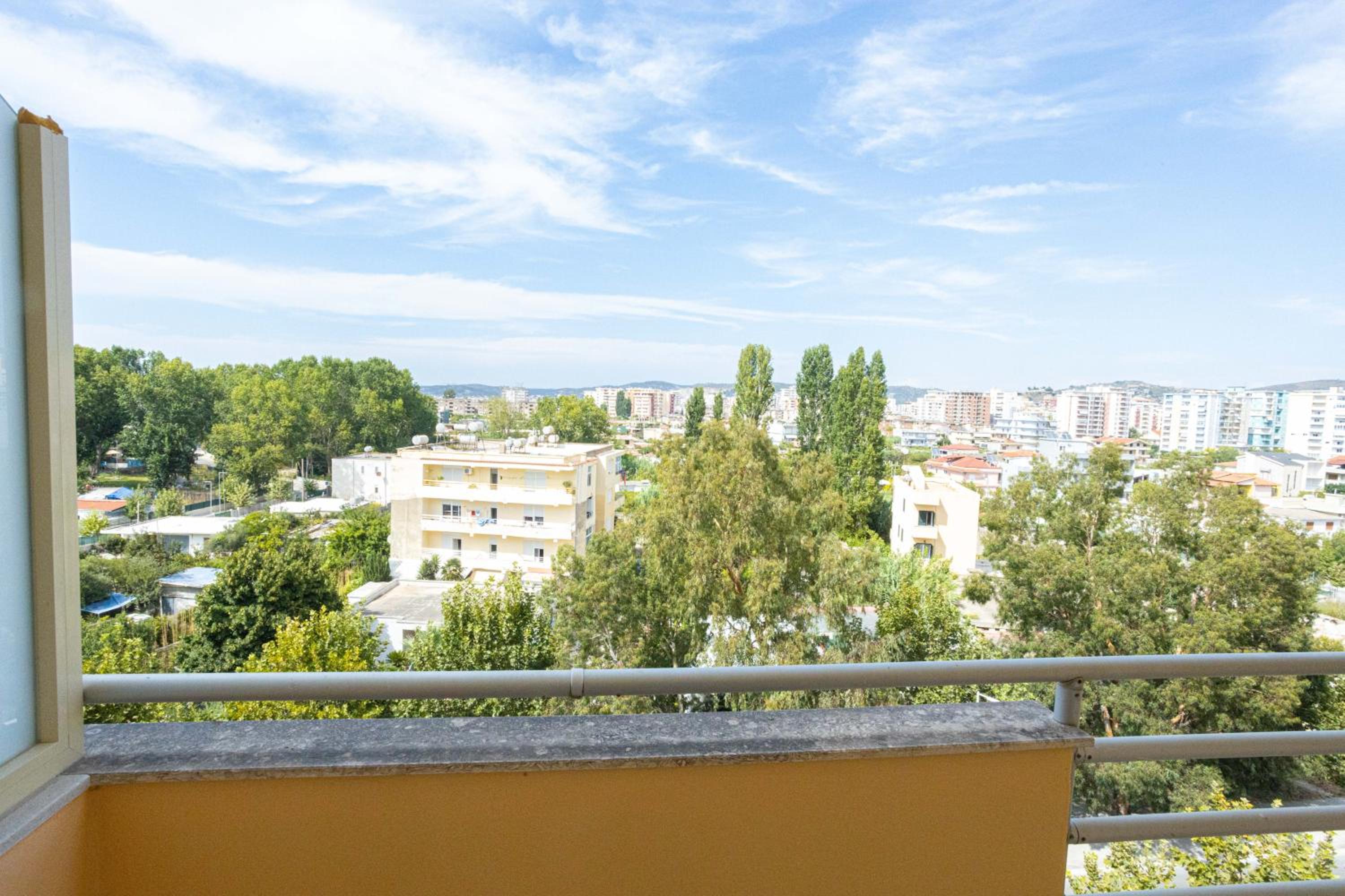 Emigres Apartments Vlore