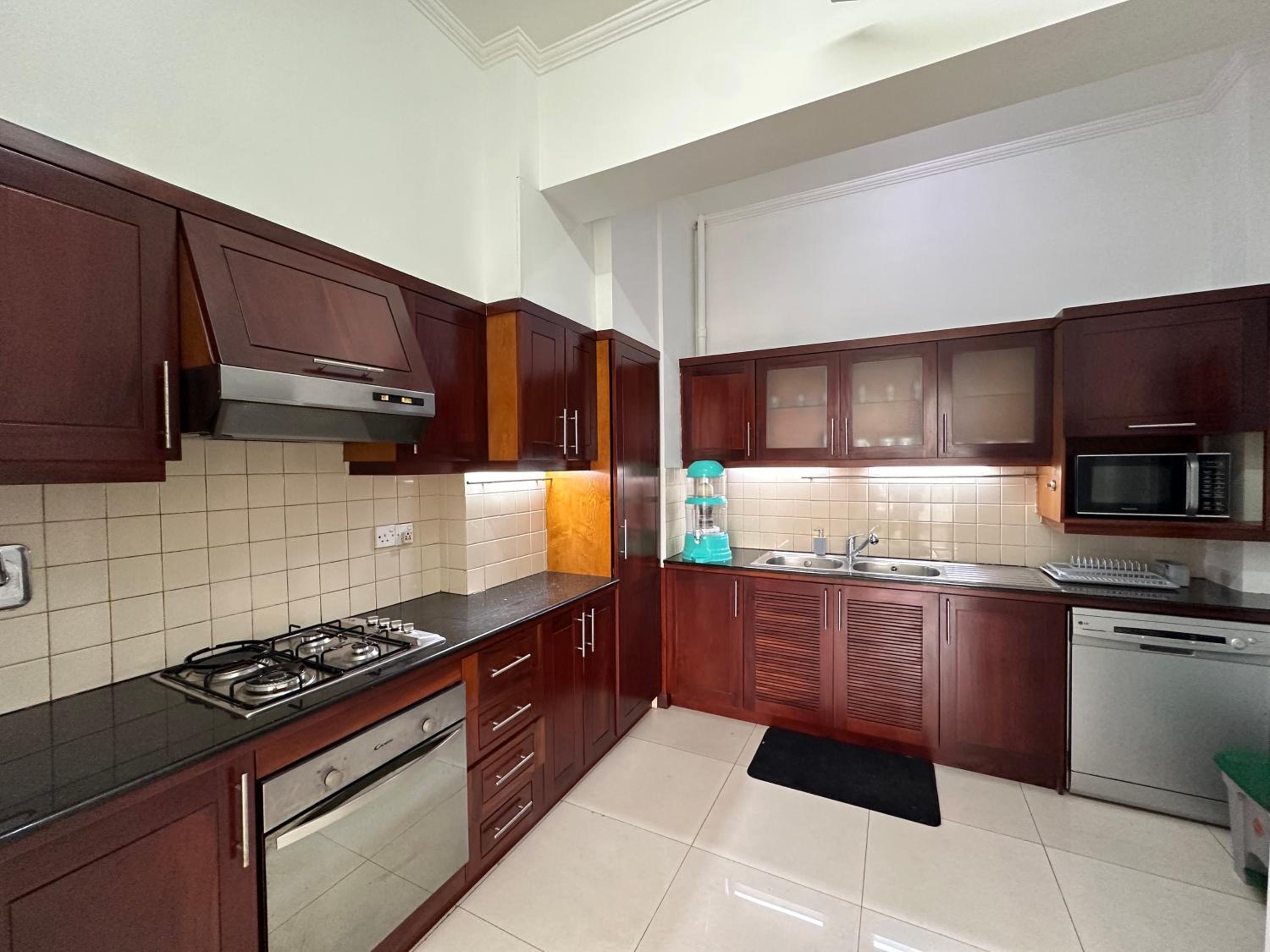 Capitol Residence - 3 Bedroom Apartment in Colombo 3 view 3