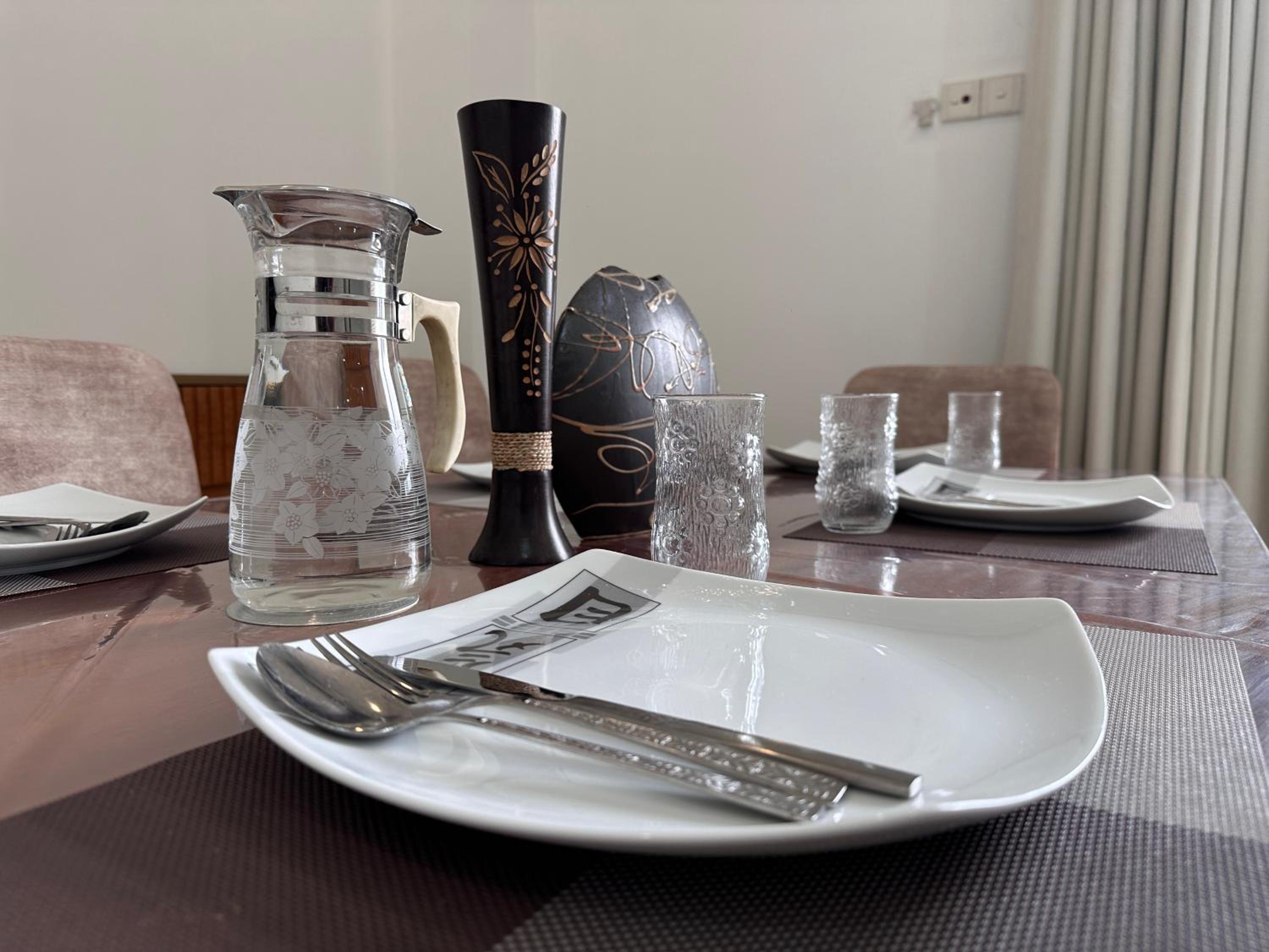 Capitol Residence - 3 Bedroom Apartment in Colombo 3 view 4