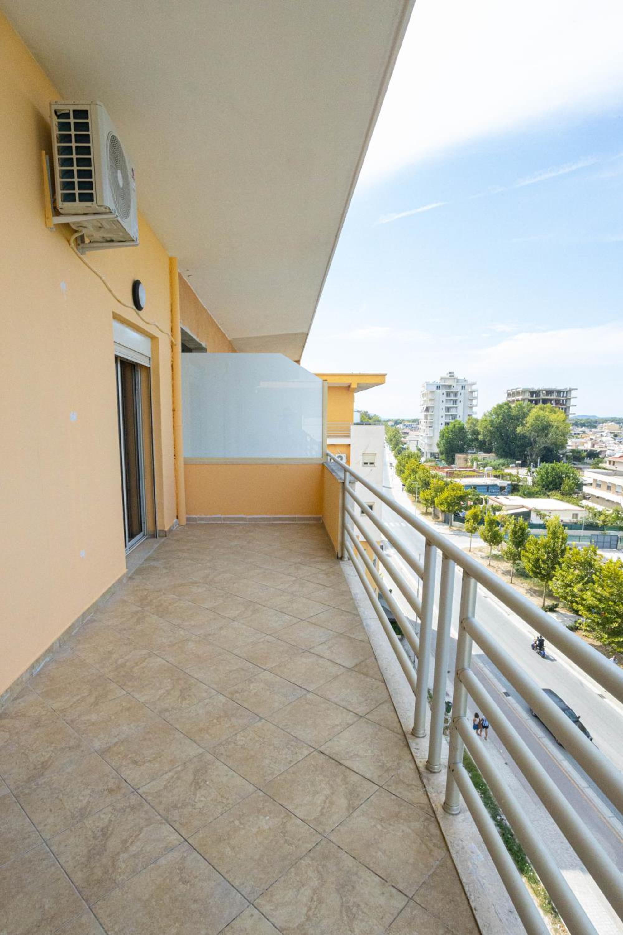 Emigres Apartments Vlore