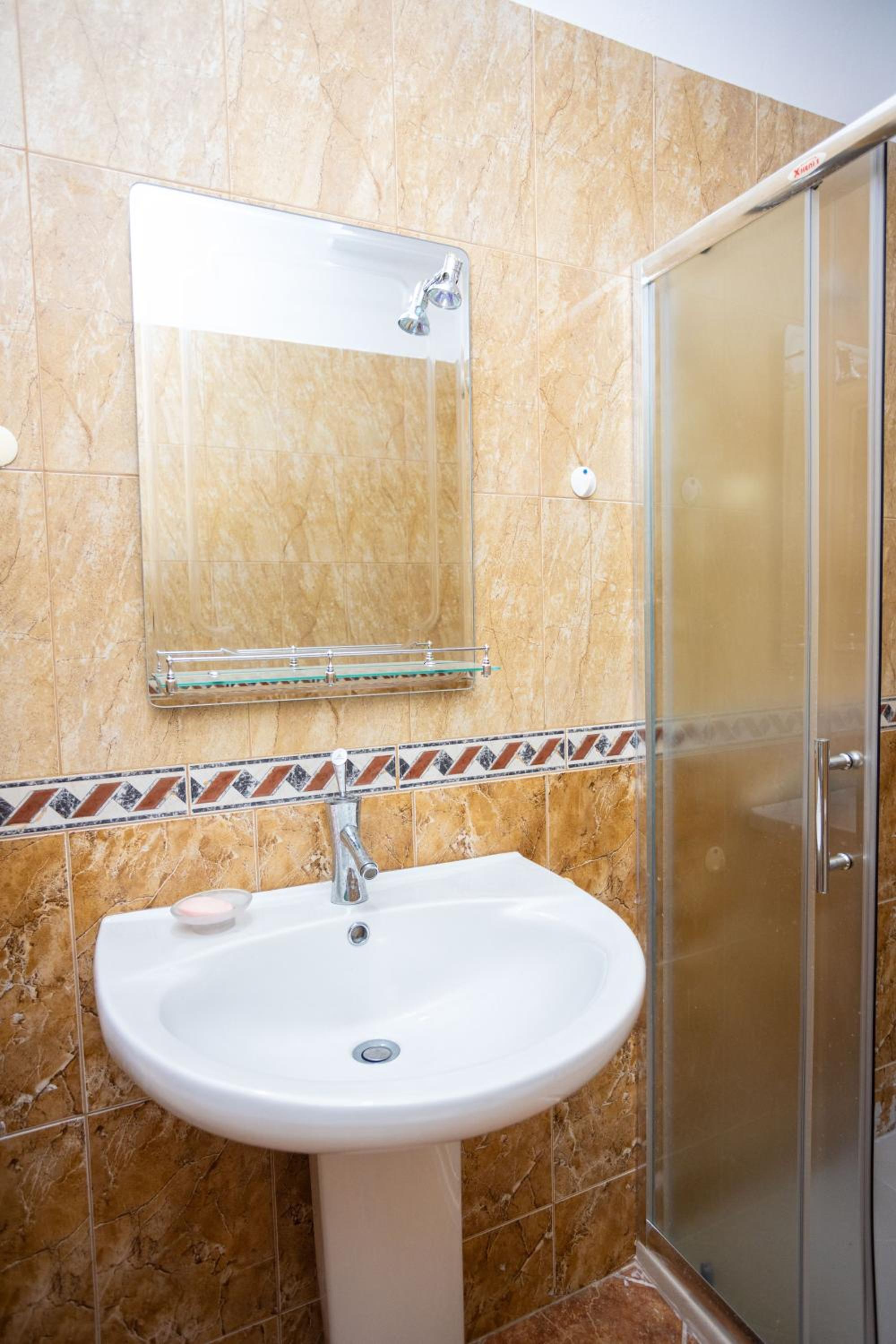 Emigres Apartments Vlore