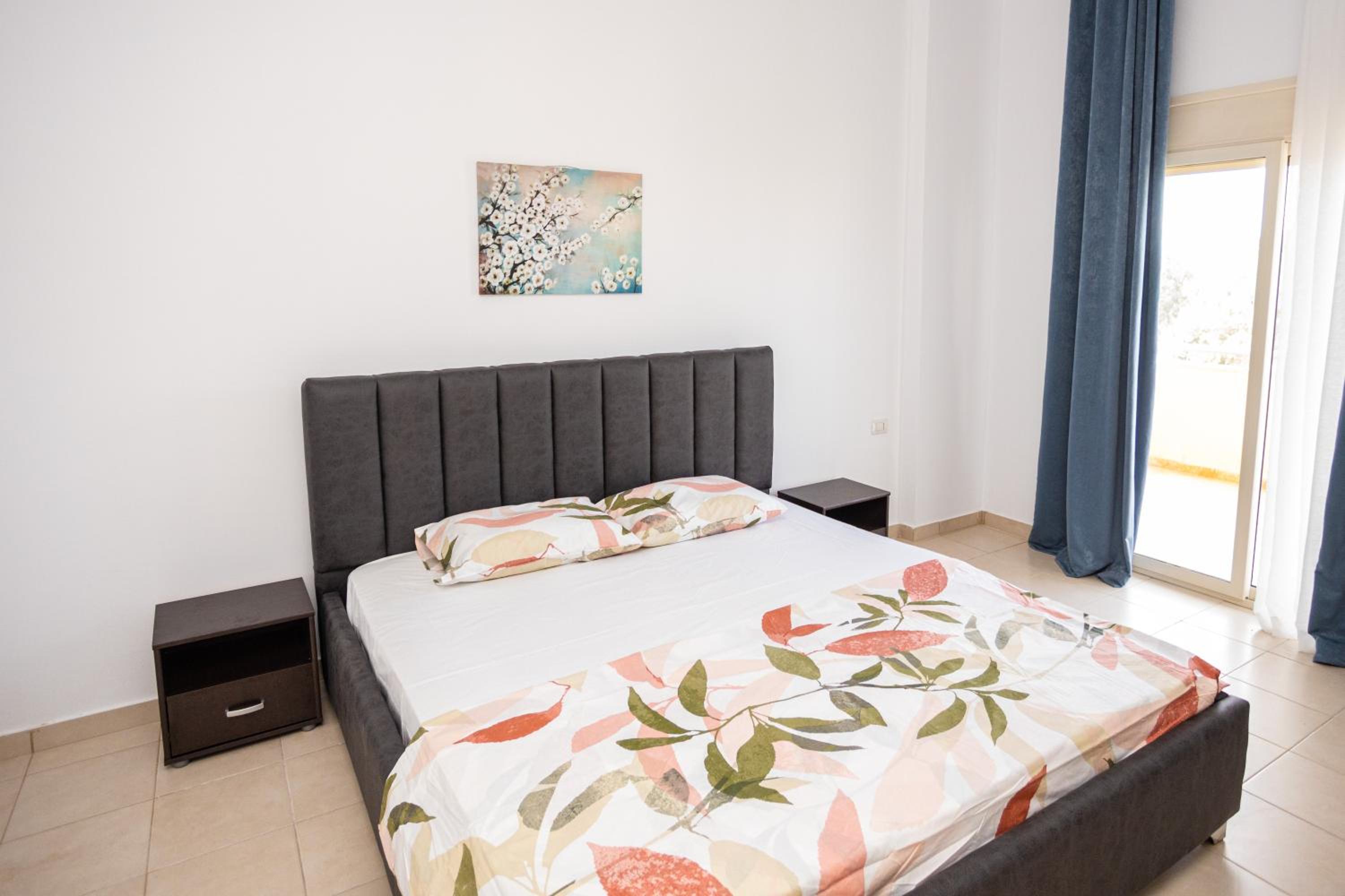Emigres Apartments Vlore