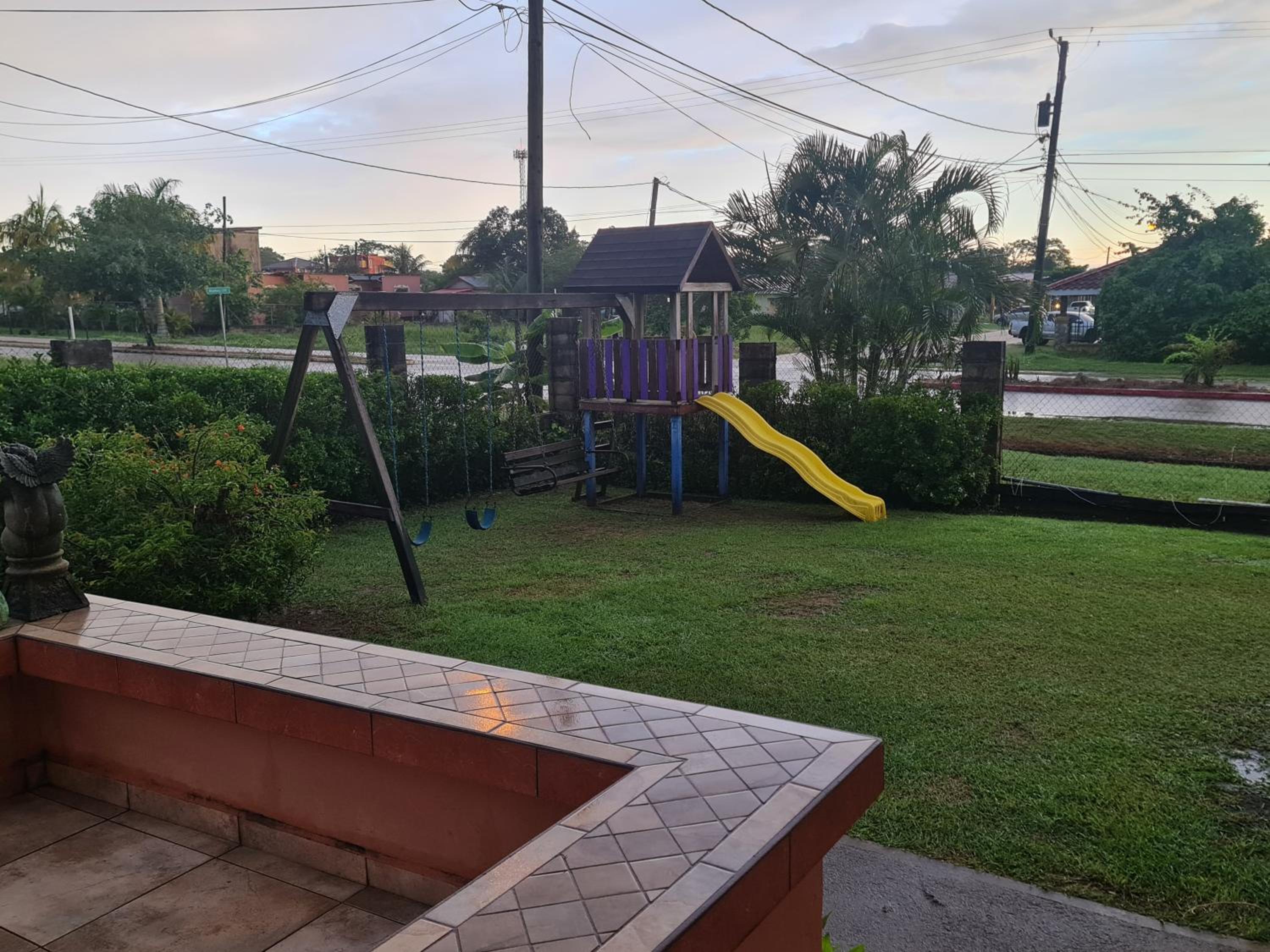 GM Suites Bed & Breakfast view 2