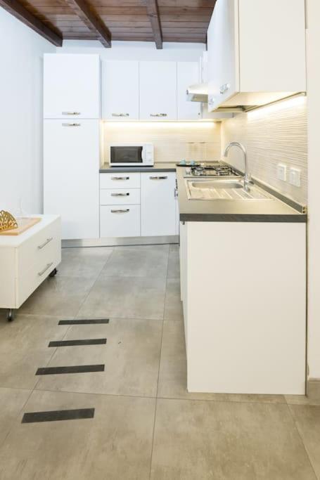 Monza Centralissimo en Monza — kitchen