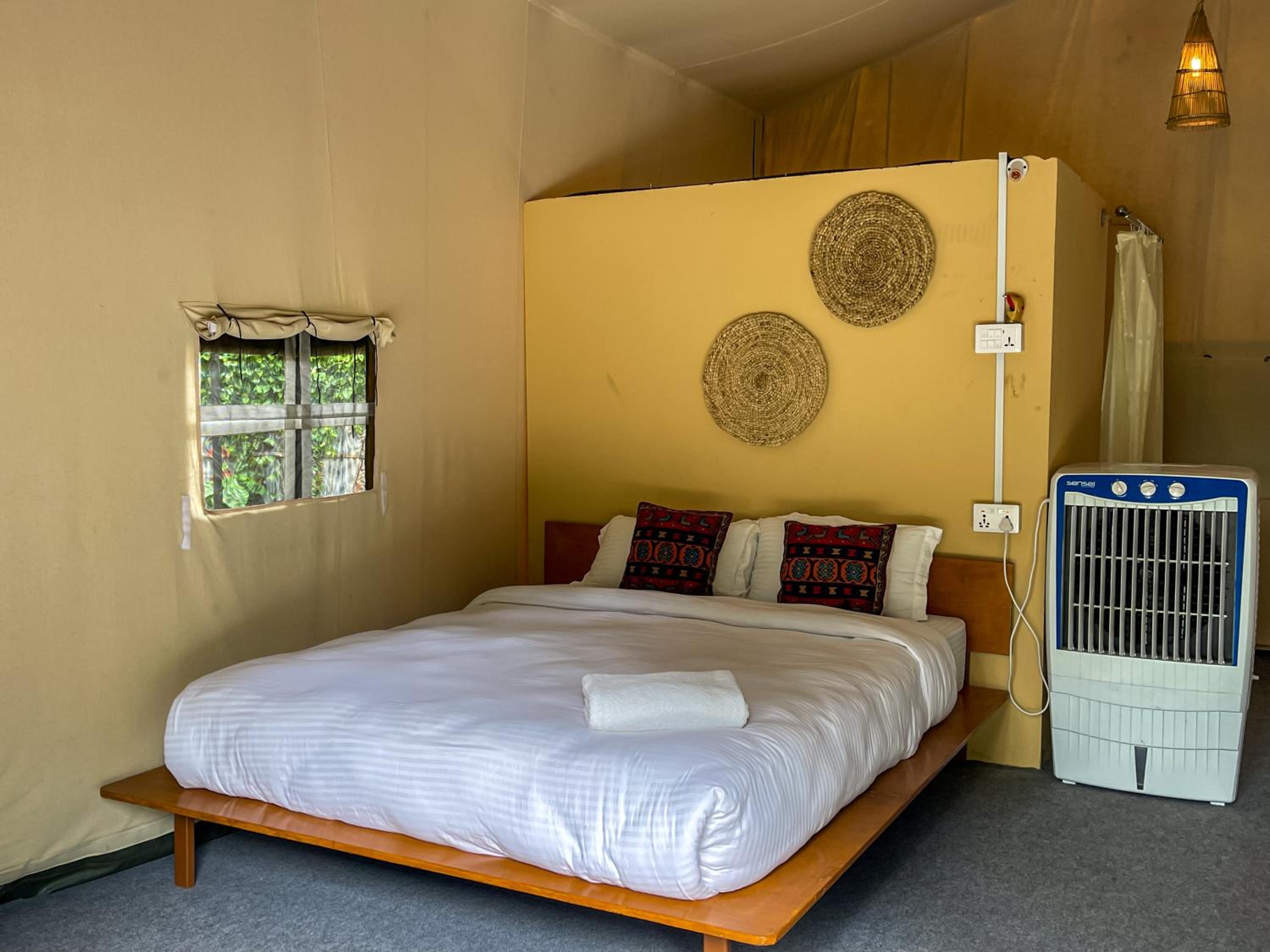 Hotel Tharu Garden And Beer Bar view 5