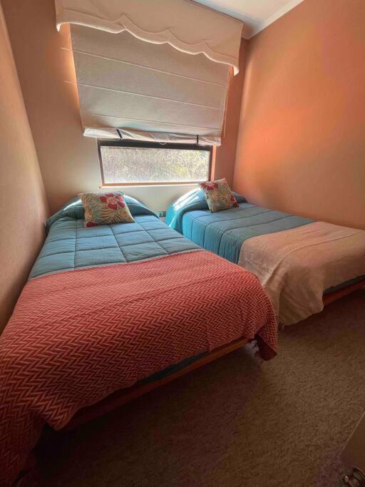 Amplia casa para 8 personas con tinaja a 7 minutos de Pucon centro