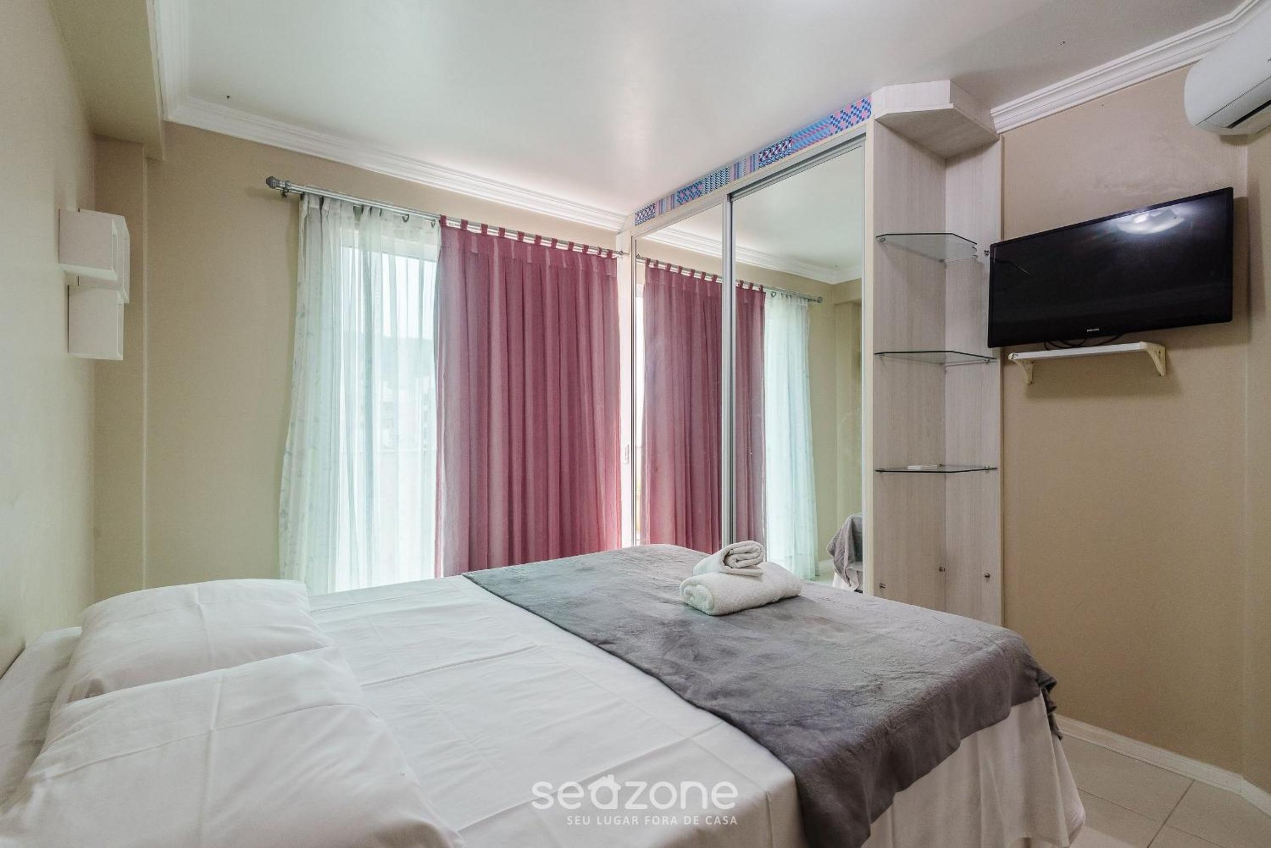 Apartamentos próximo a Praia de Bombas - ARZ