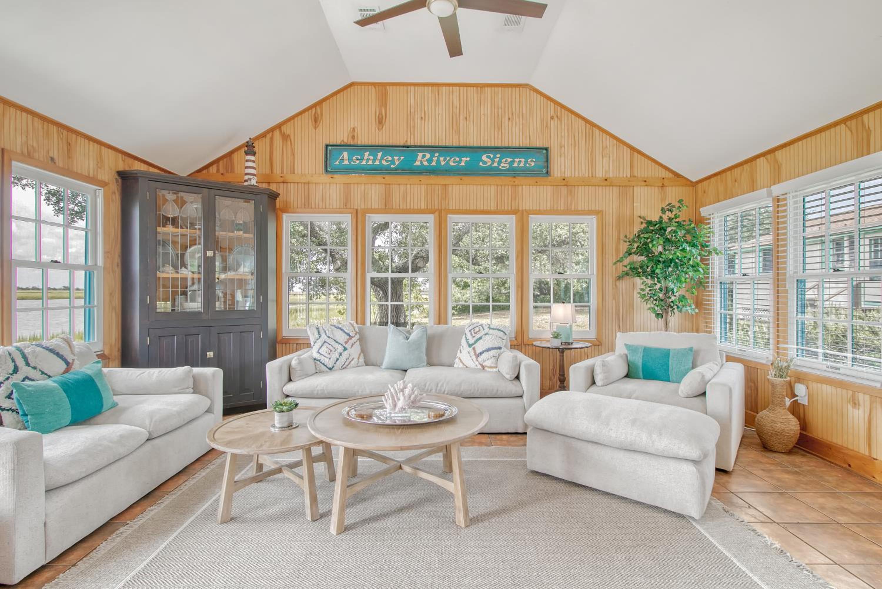 1550 E Ashley Private Island At The Fort Across From Beach Very Private view 4