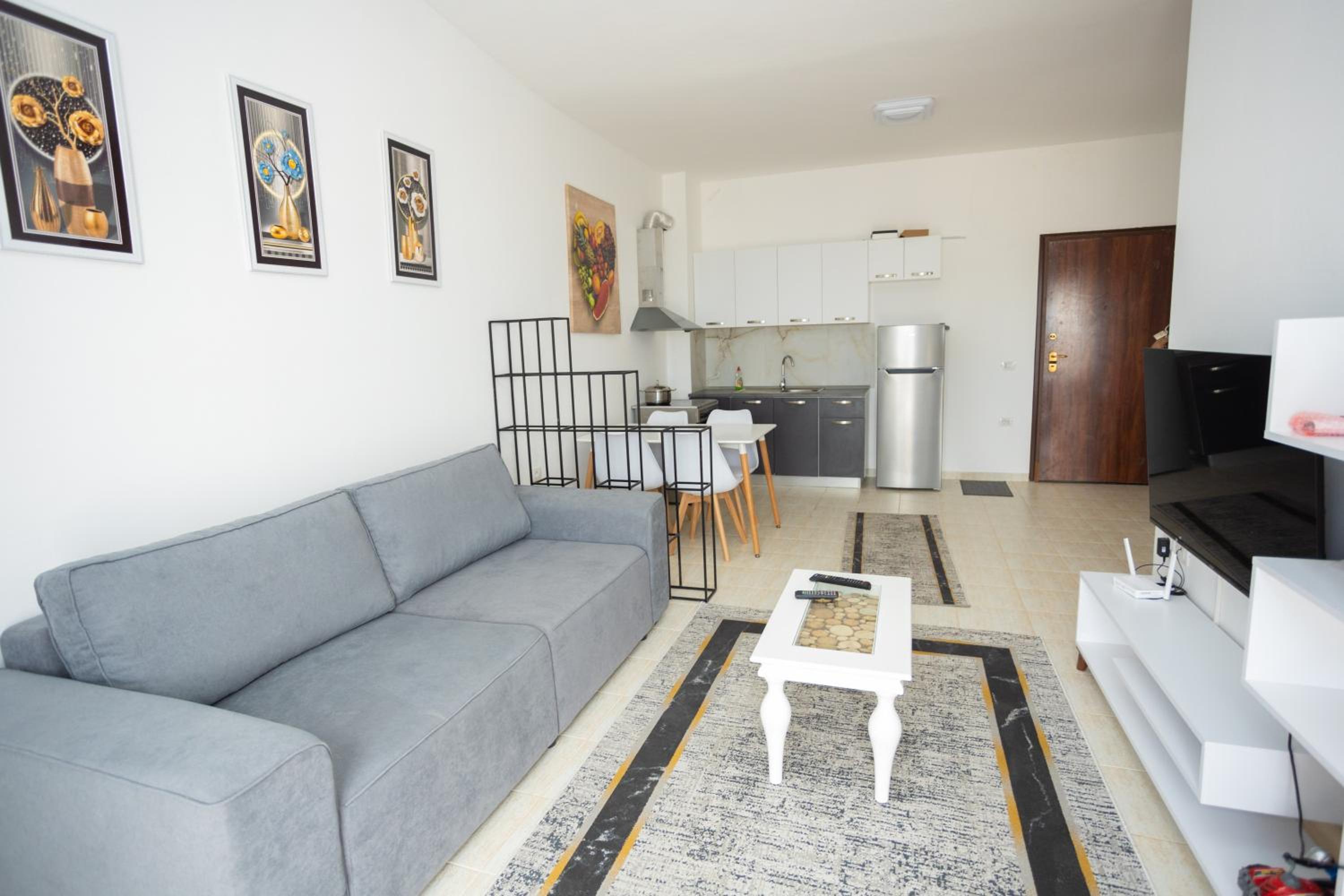 Emigres Apartments Vlore