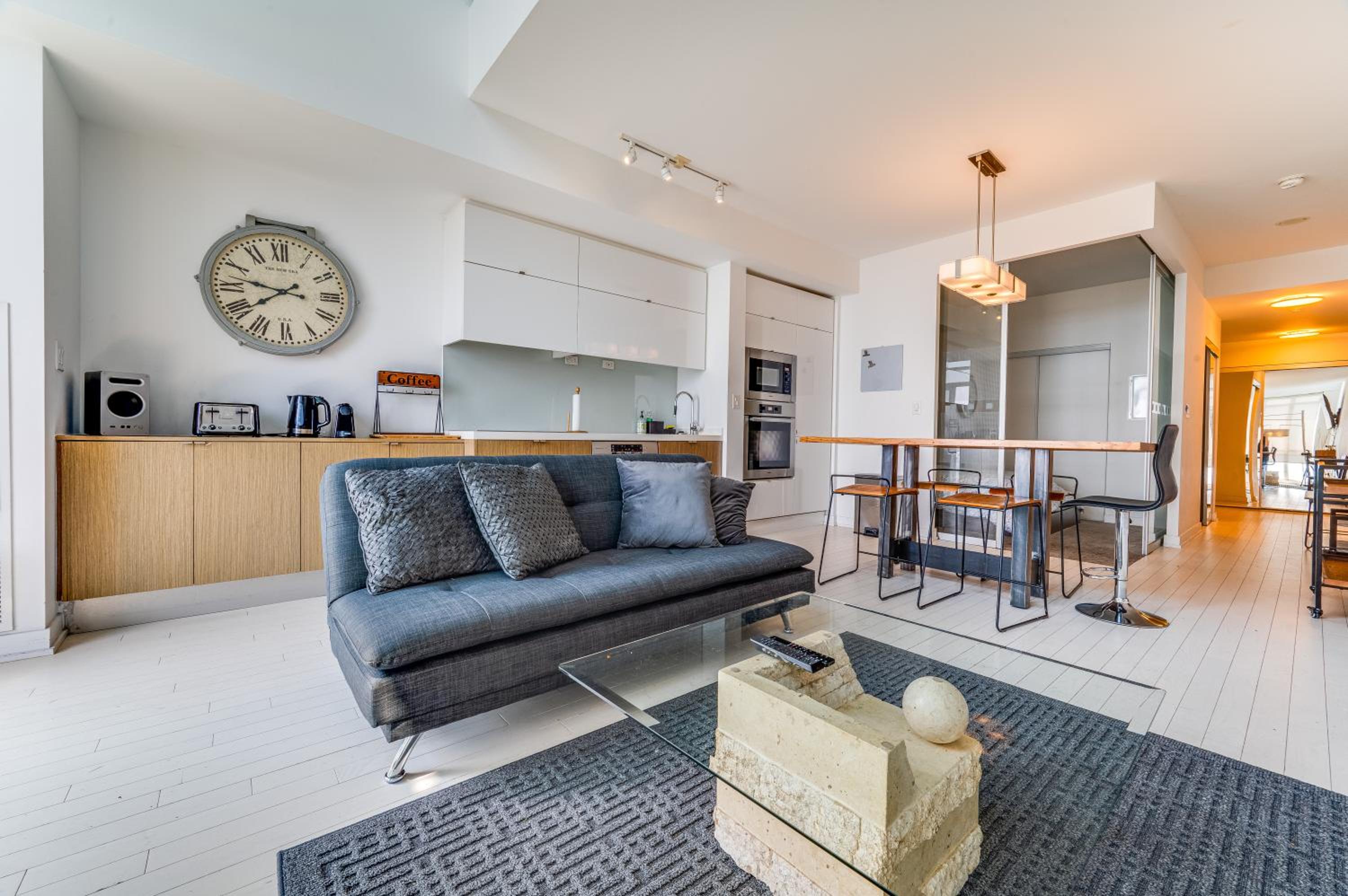 Penthouse Paradise - Downtown Toronto - Pool & Gym