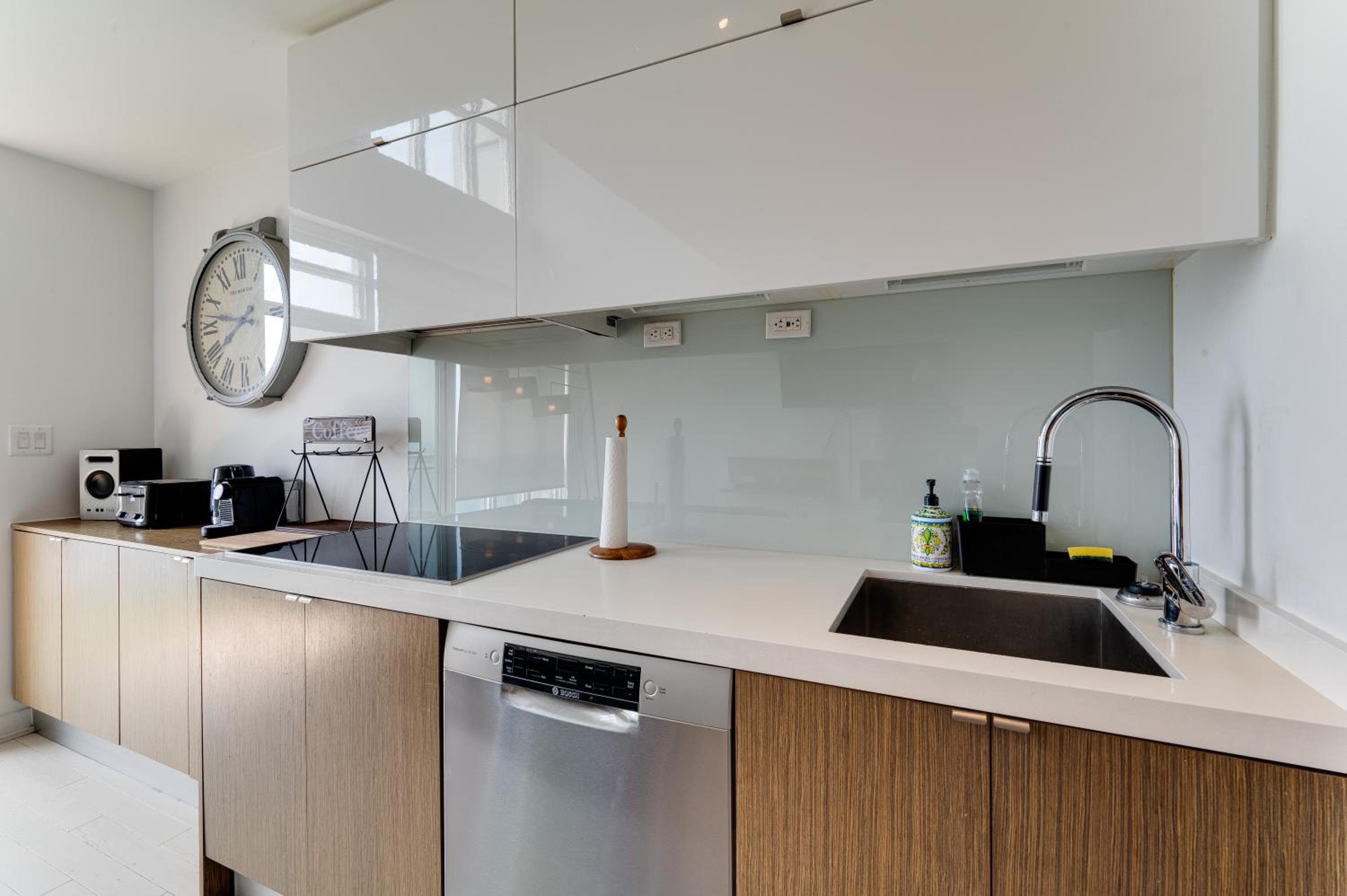 Penthouse Paradise - Downtown Toronto - Pool & Gym