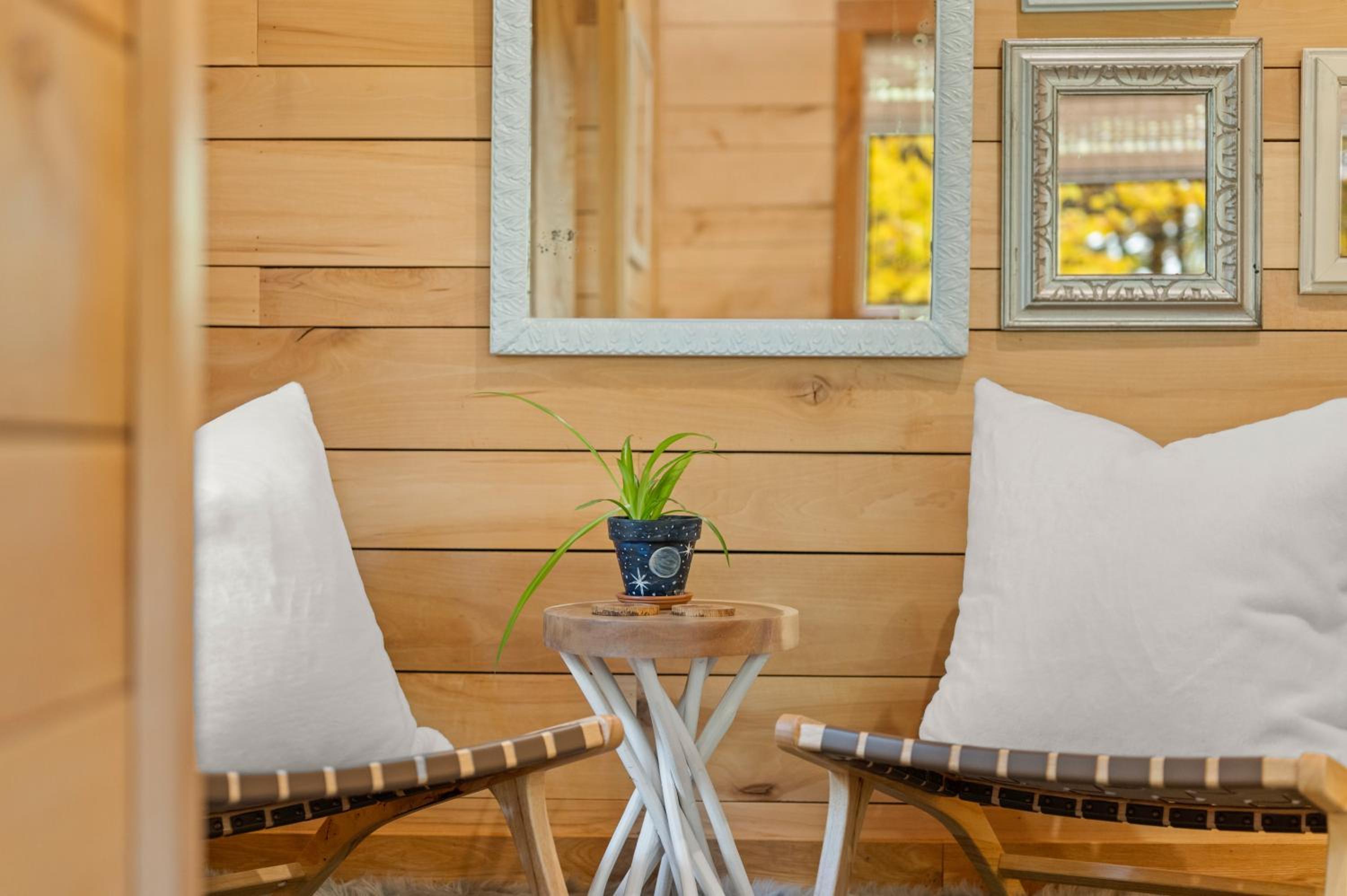 Cabin Porch Paradises