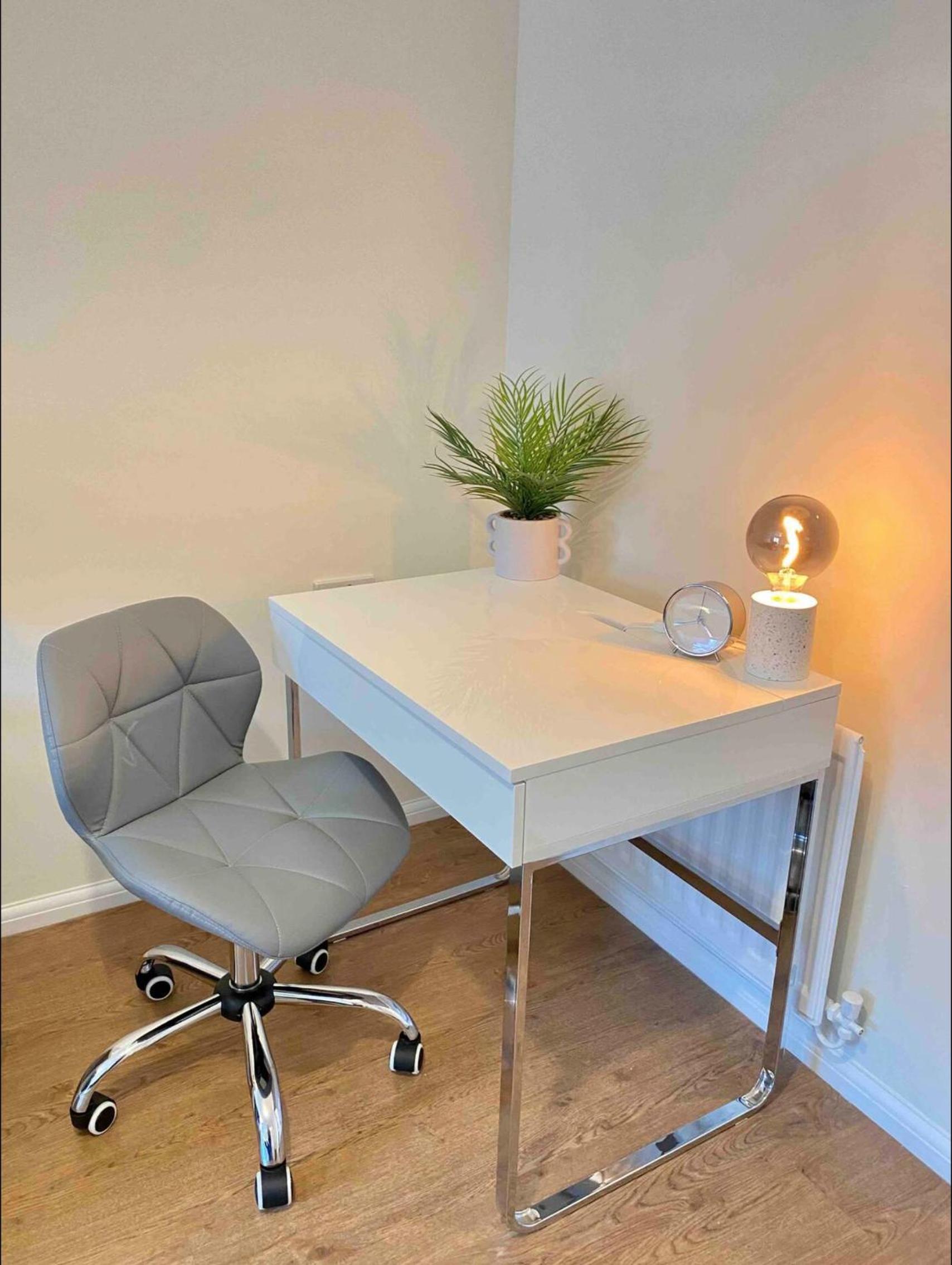 Kingmaker House, Free Driveway Parking and Garden! Fully Equipped, Sleeps 5 Guests, photo 23