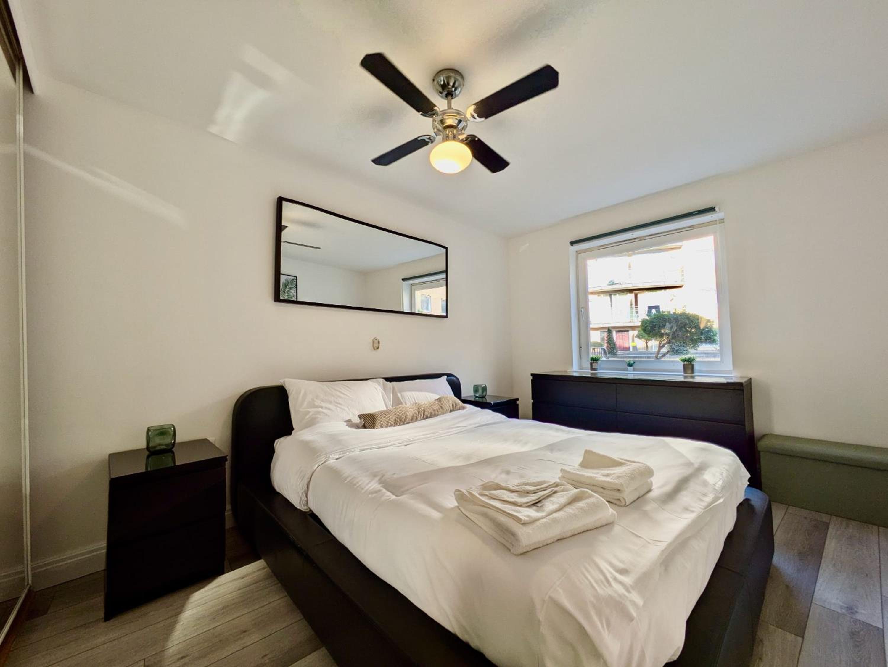 Beautiful 1BR in Feltham Prime Location
