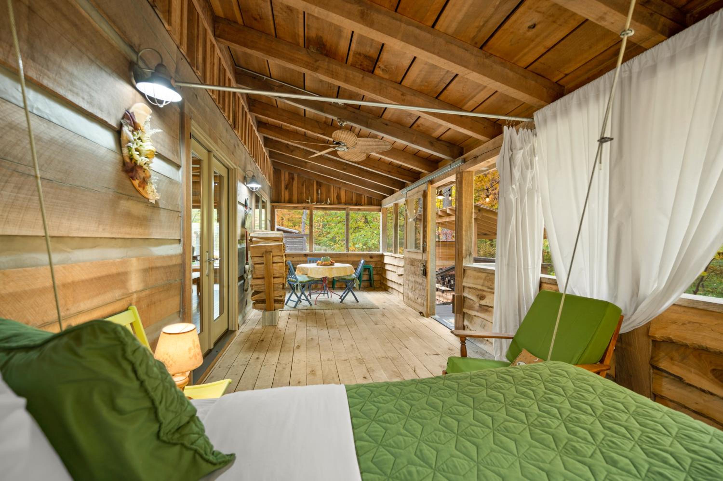 Cabin Porch Paradises