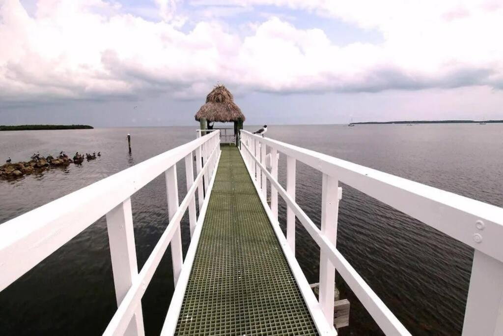 Mariners 210 Great Location with Marina Views view 3