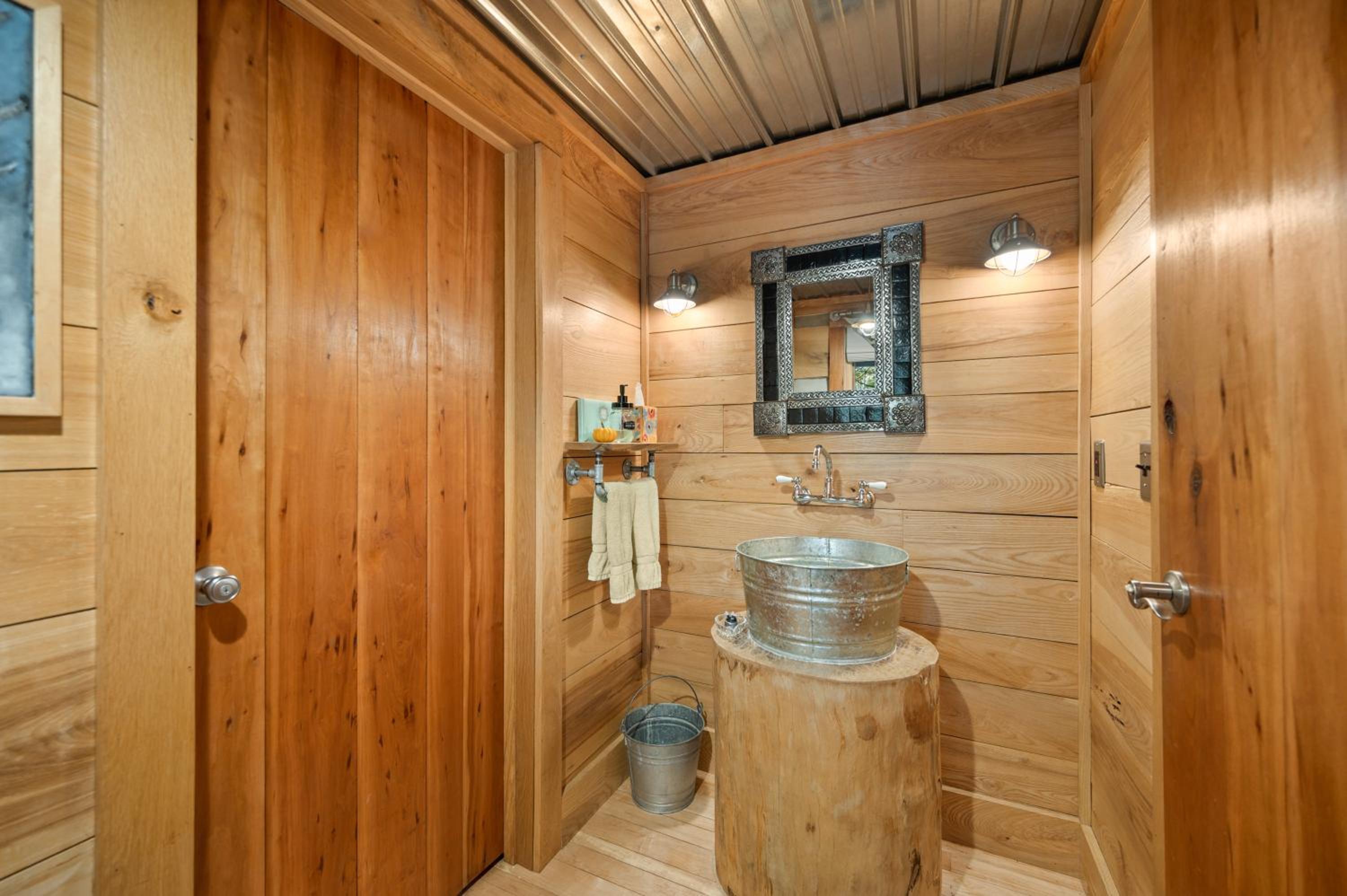 Cabin Porch Paradises