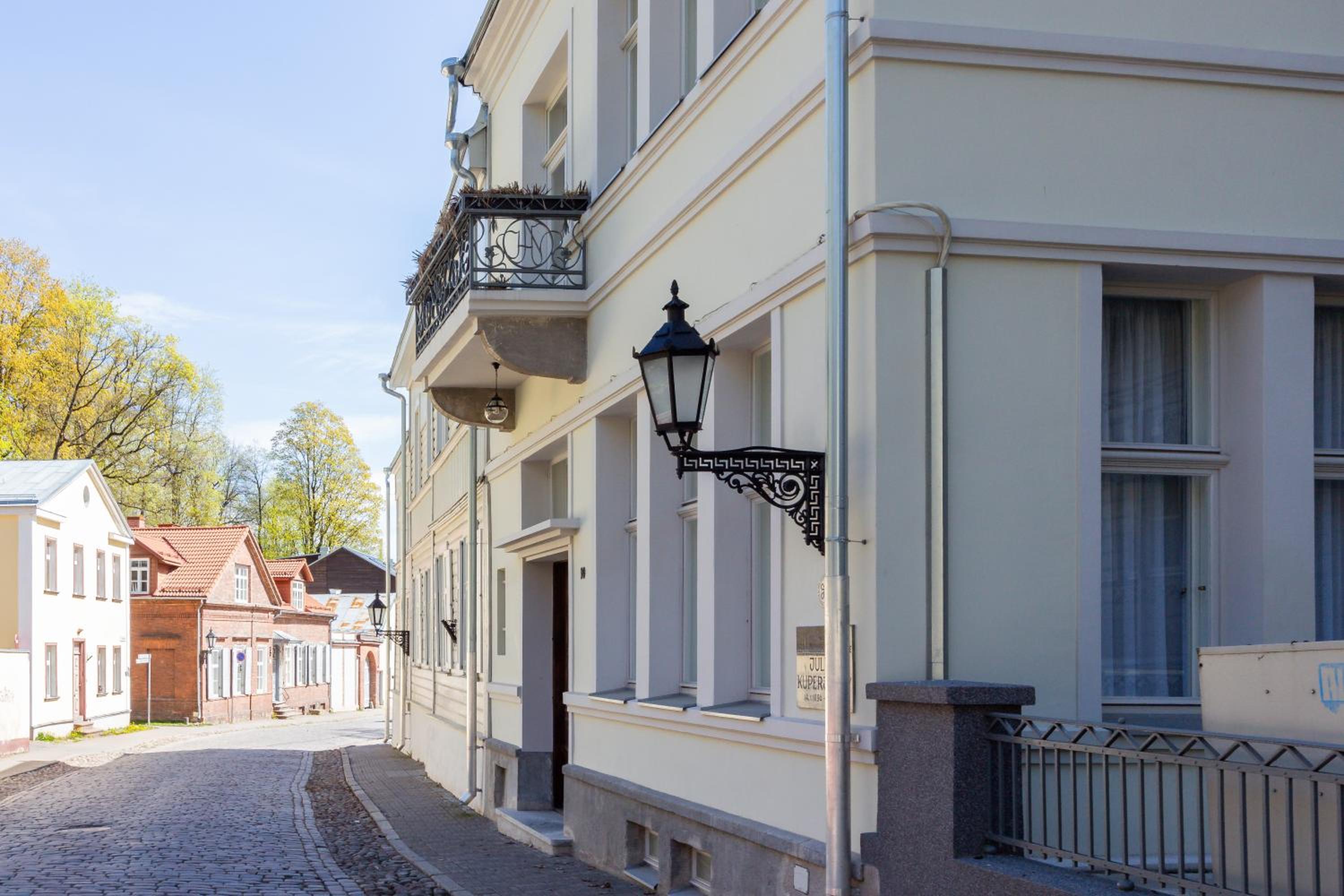 Julius Apartment