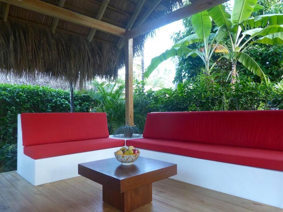 Charming ocean front 3 bd villa view 4