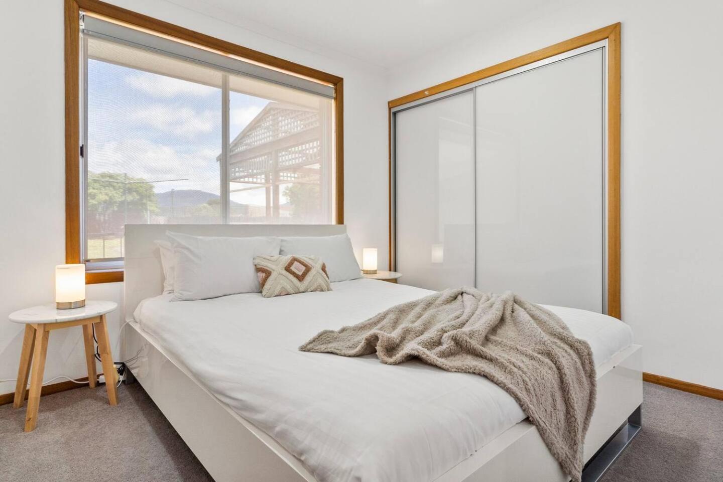 Spacious Family Home with Views