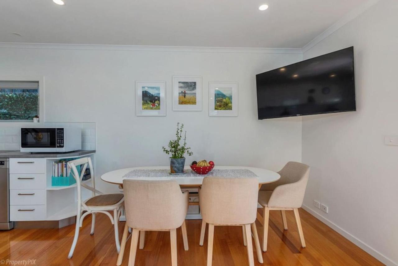 Sunny Retreat in Kingston Beach