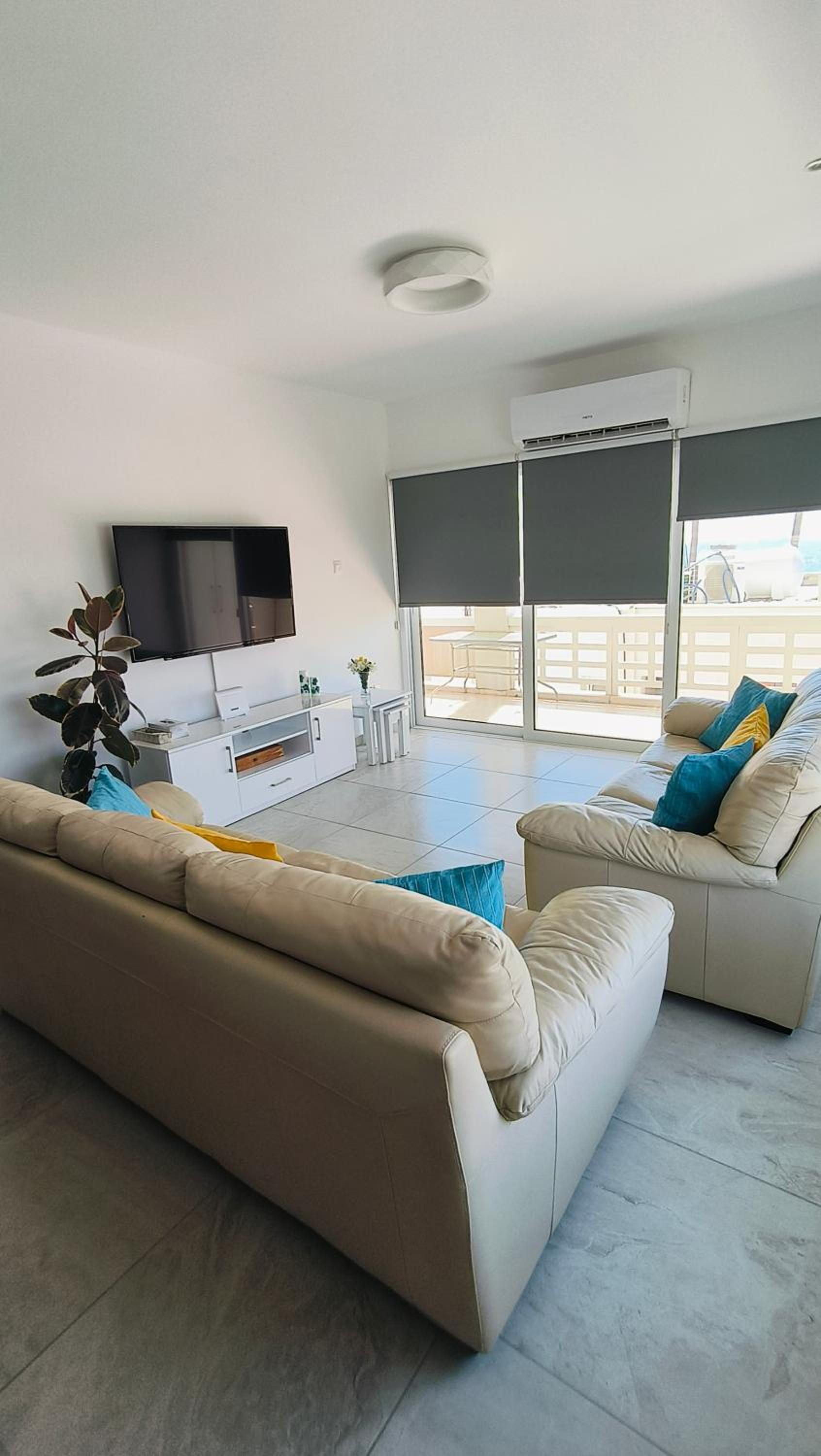 Larnaca BeachHouse