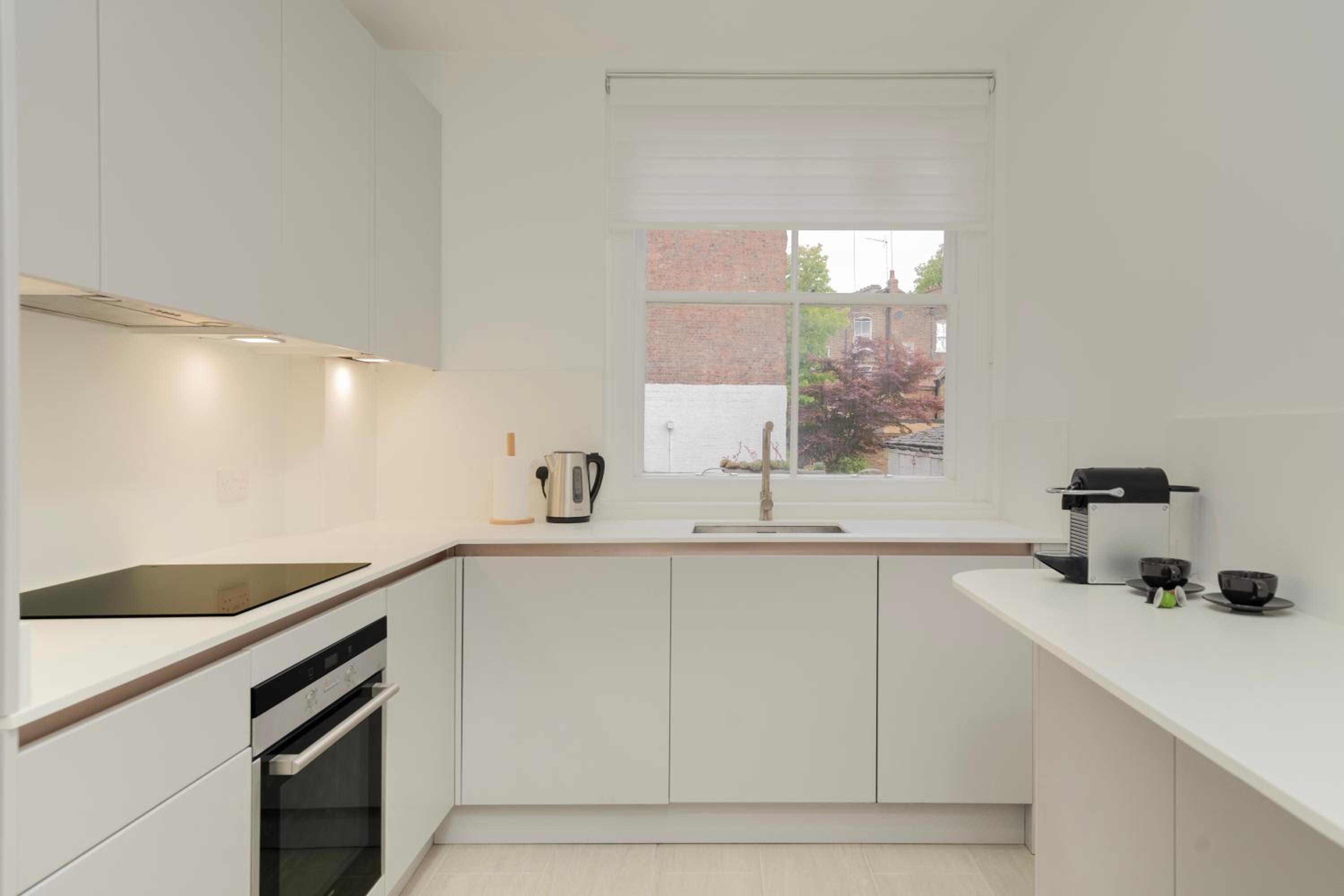 Bright & stylish apartment in Central London