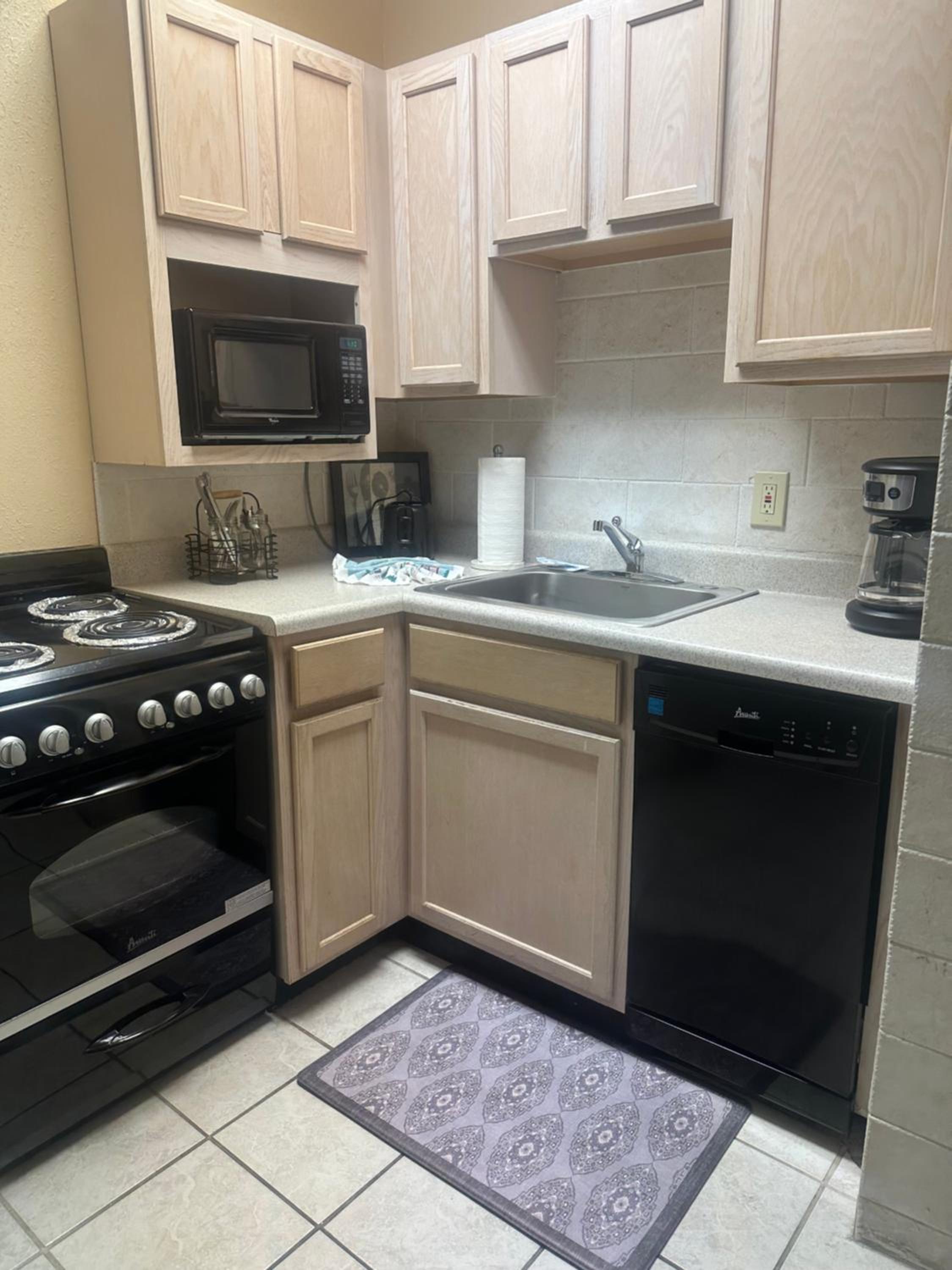 River Place Condos Riverside #309 1BD view 5