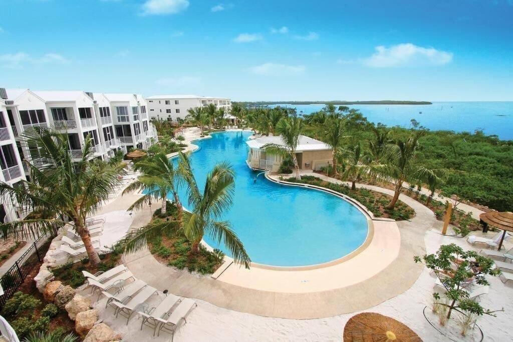 Mariners 212 Great Location with Marina Views
