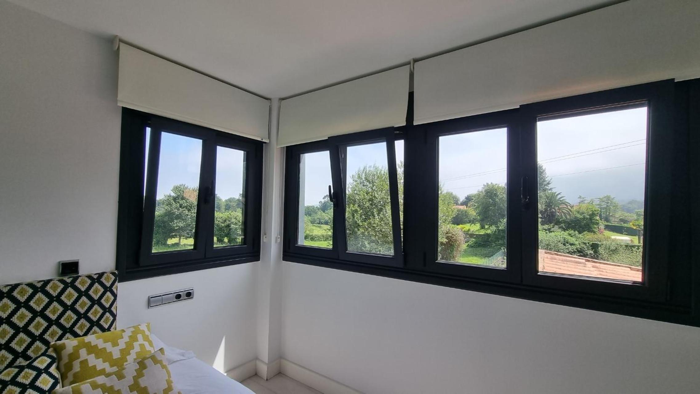 Villa Llanes Piscina Interior y Exterior – Talima