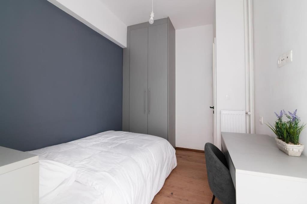 Modern Apart in Pagrati- Athens