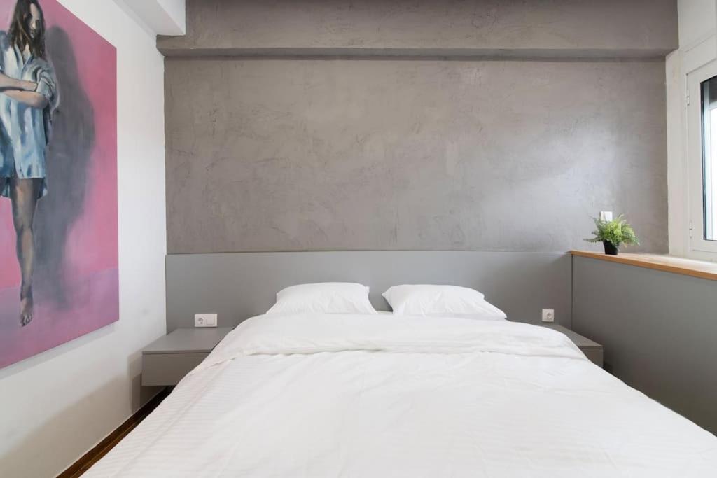 Modern Apart in Pagrati- Athens