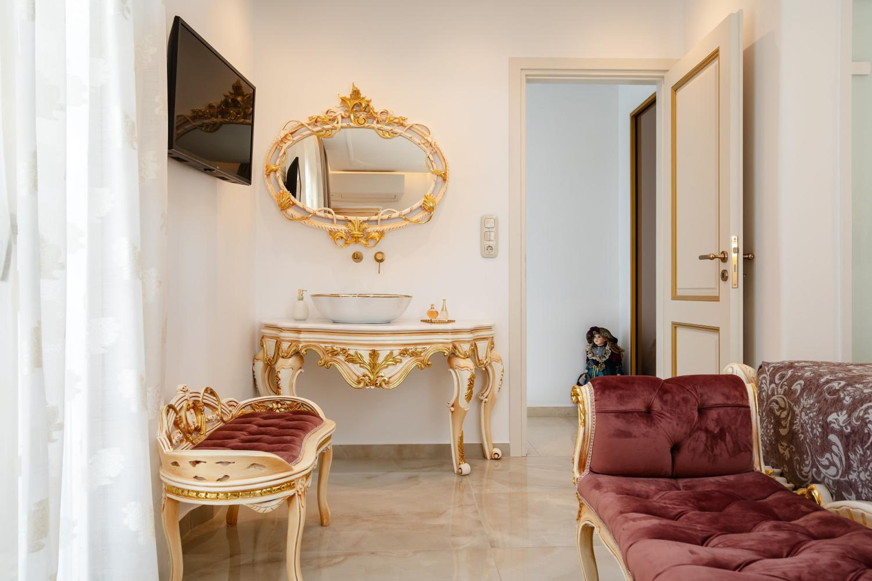 Naxos Aristocratic Villa