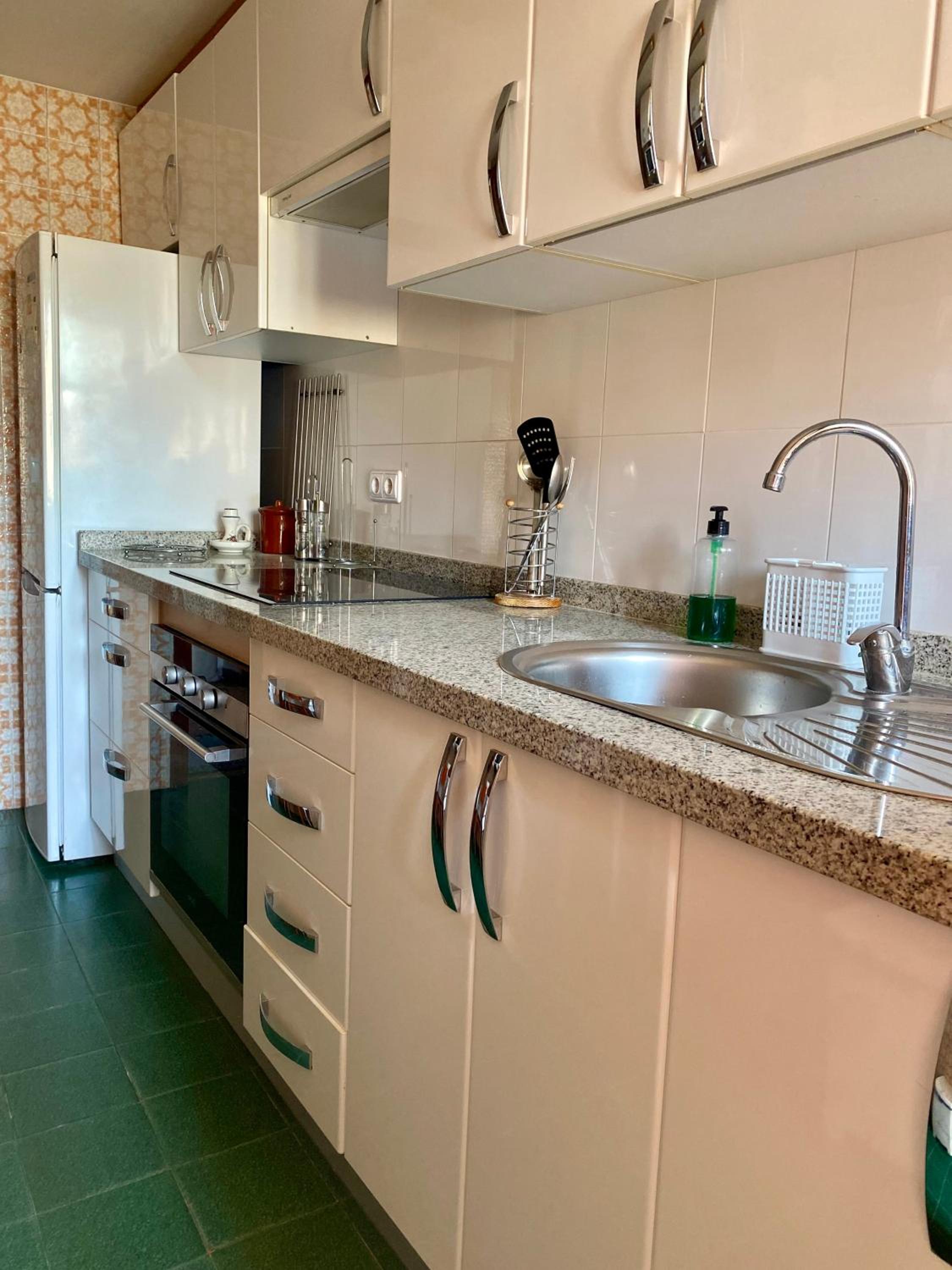 Apartamentos Aquarium Gandia 1 linea