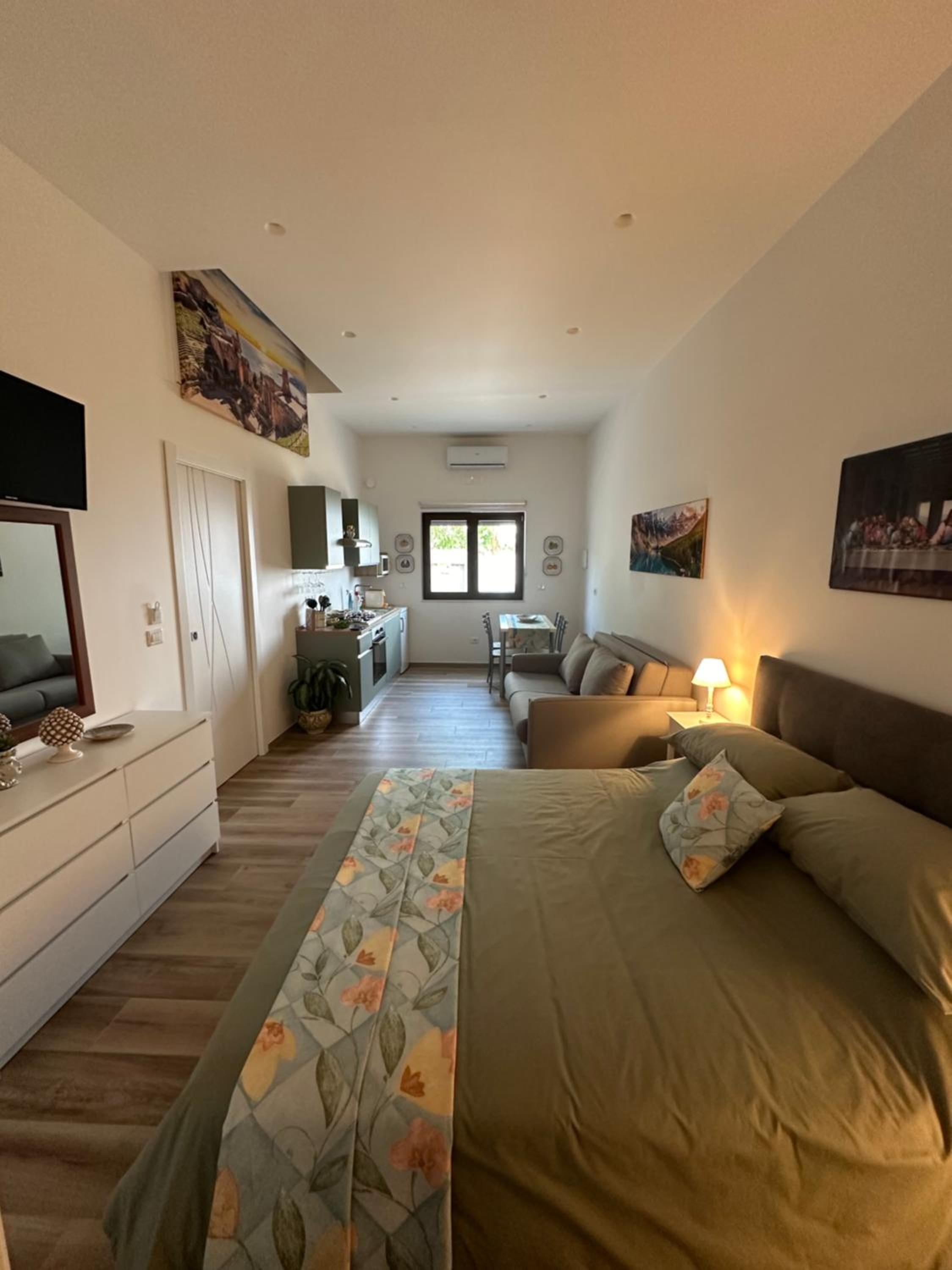 Taormina Miramare Home view 2