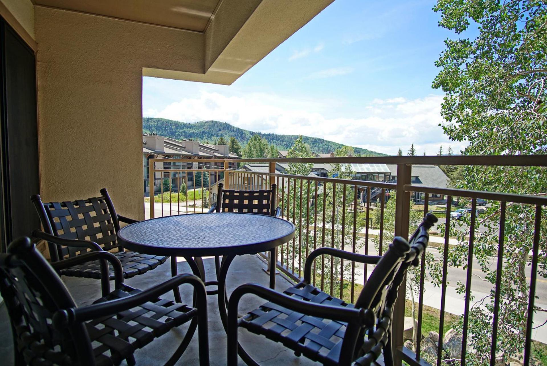 Hot Tub, Deck, Private Washer, Dryer, In Heart of Ski Area Base view 4