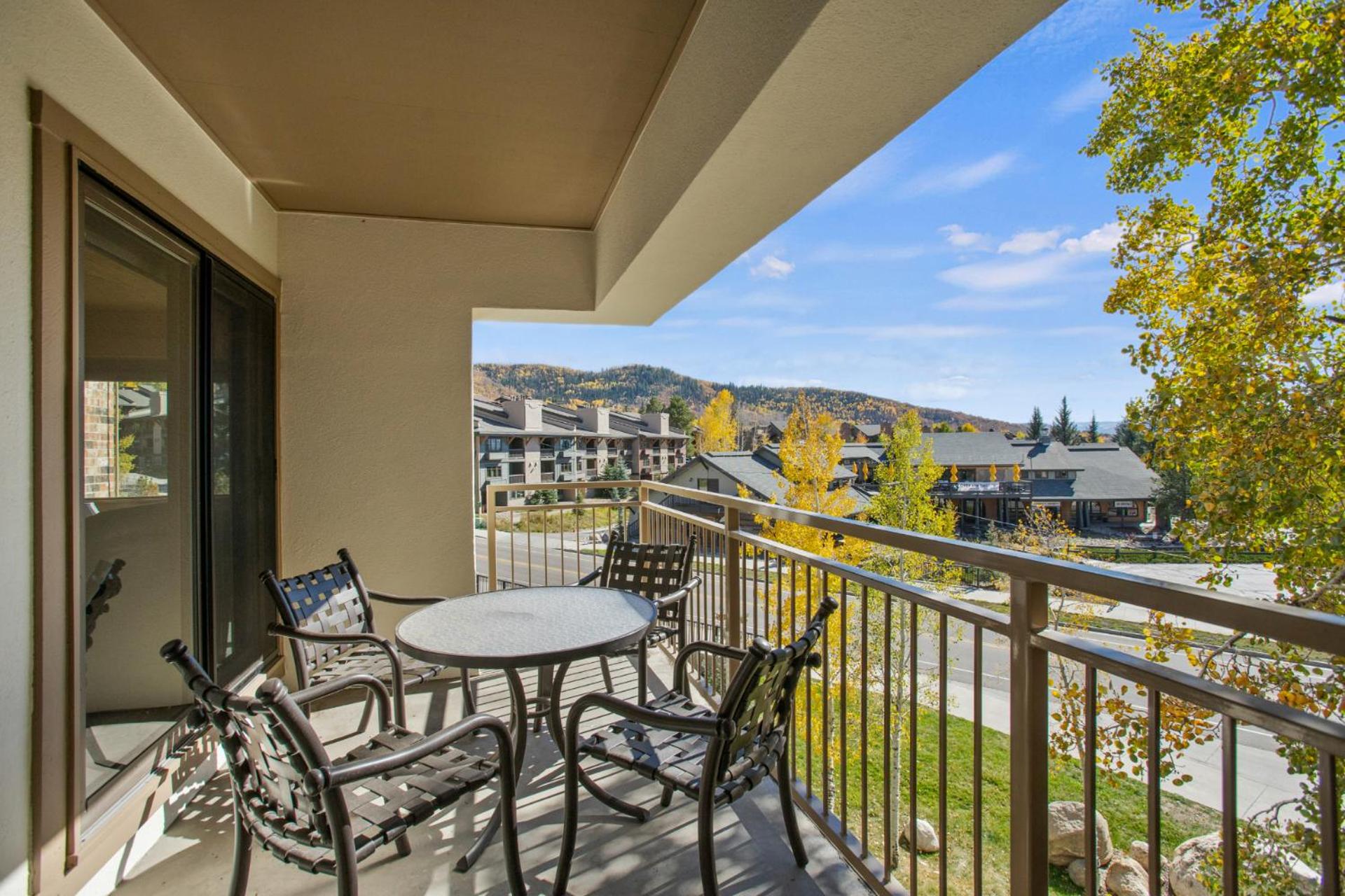 Hot Tub, Deck, Private Washer, Dryer, In Heart of Ski Area Base view 5