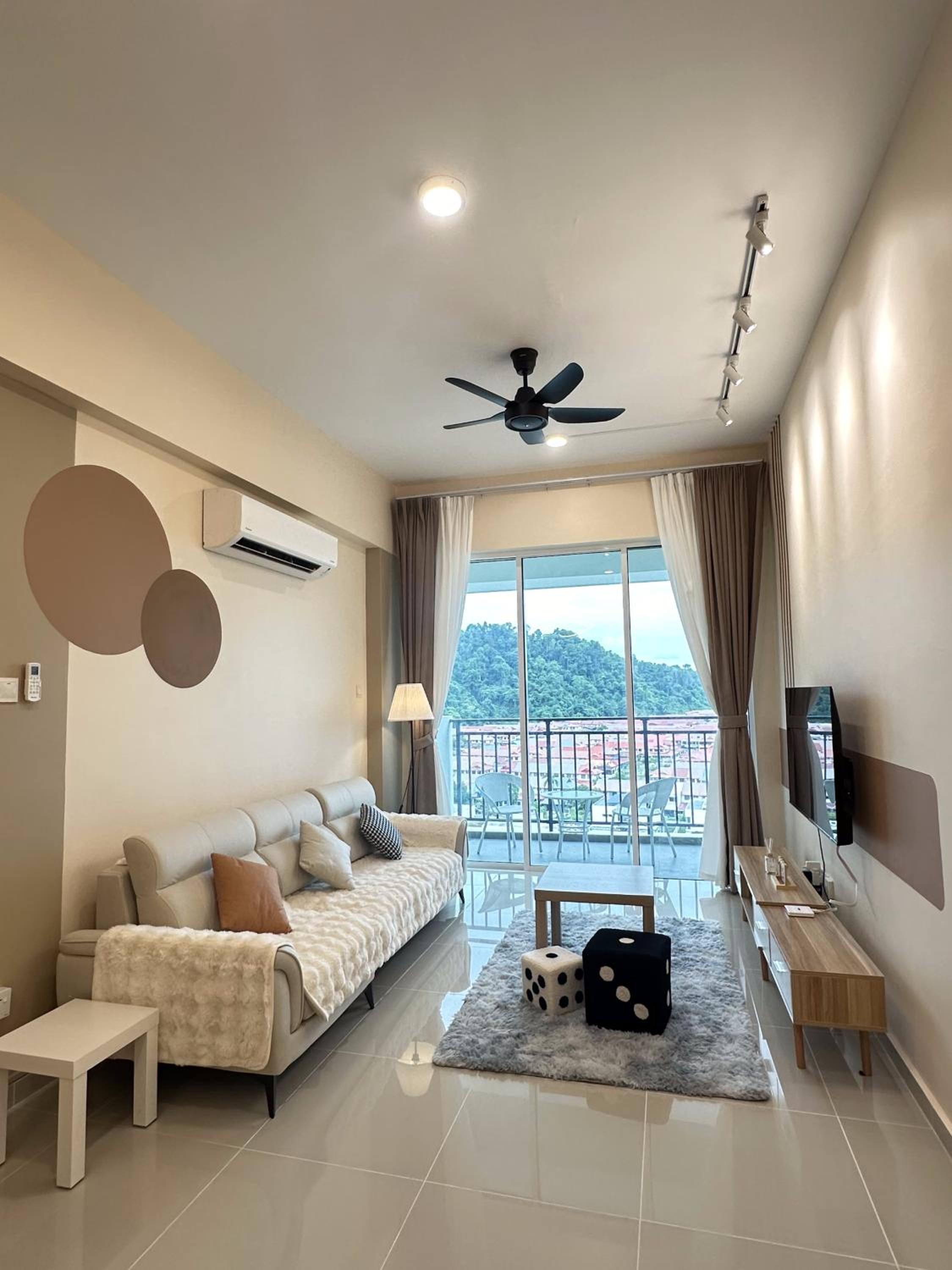 Stylish Bearbrick 3R2B Home sandakan photo 7