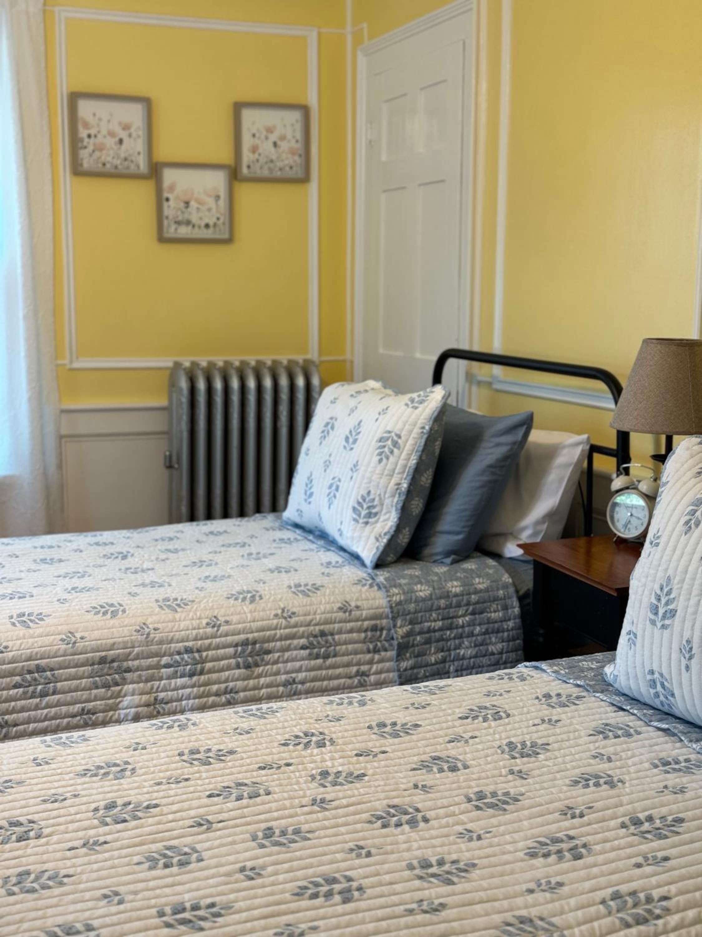 Harbour House Inn B&B