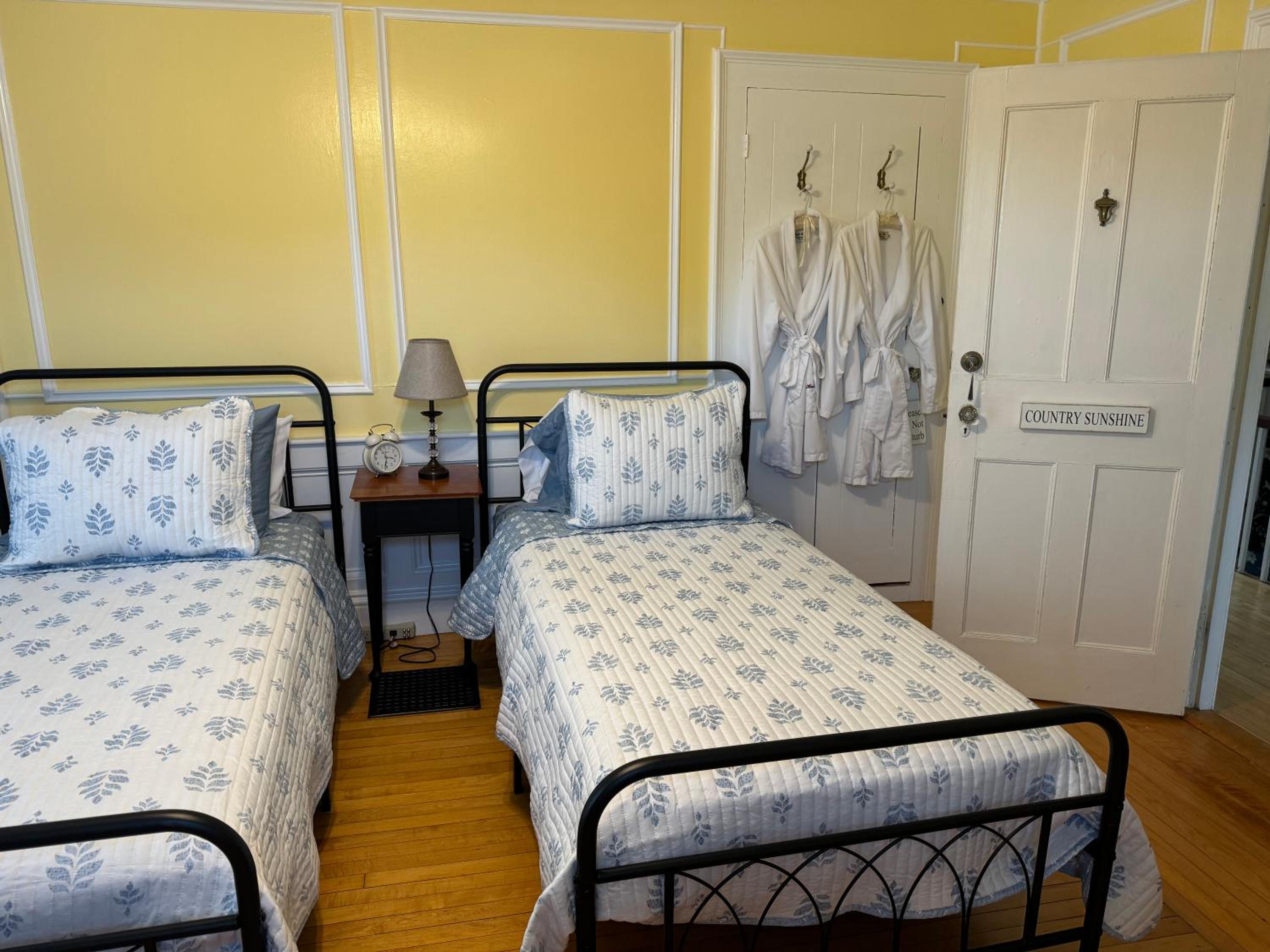 Harbour House Inn B&B