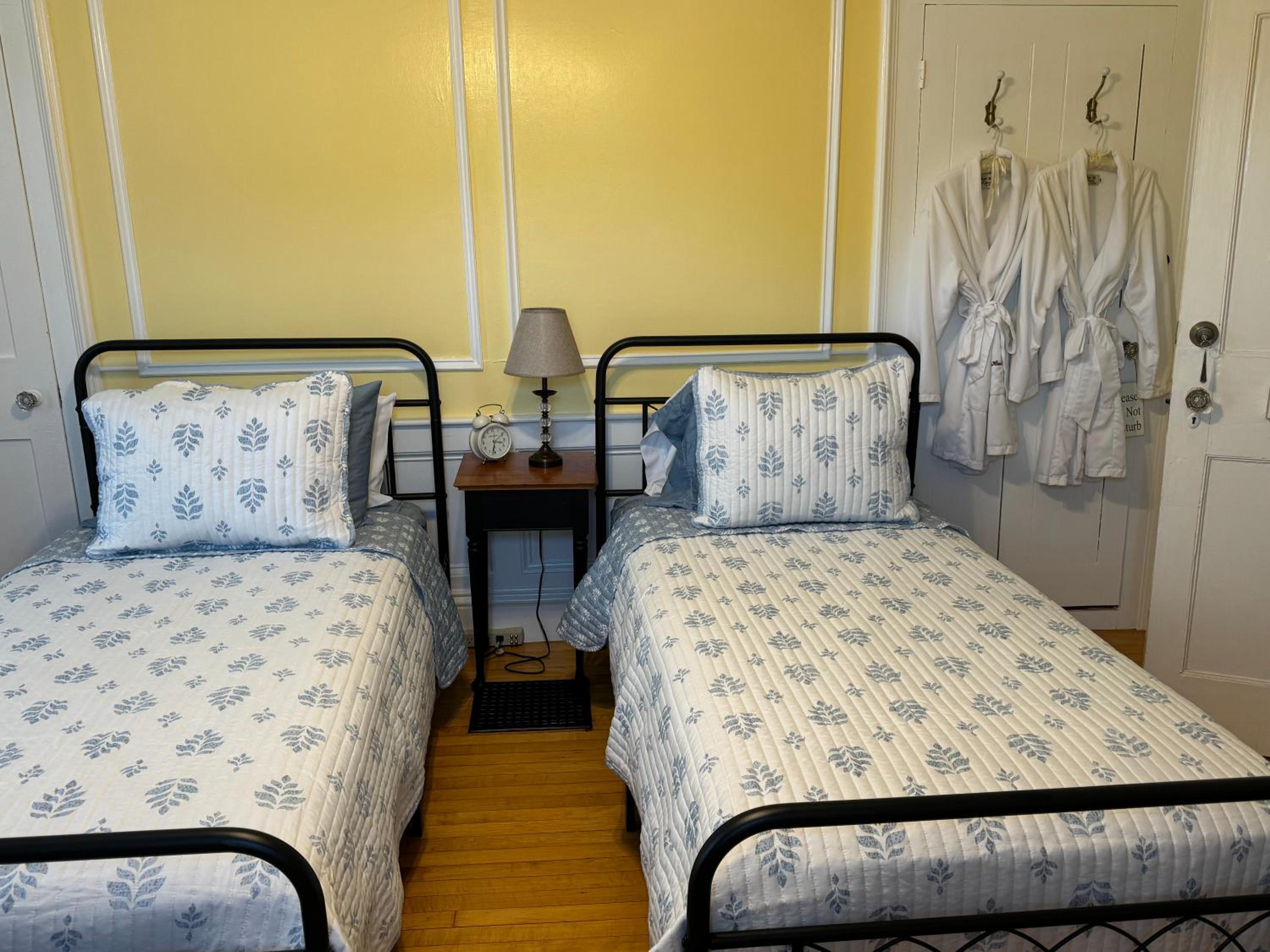 Harbour House Inn B&B