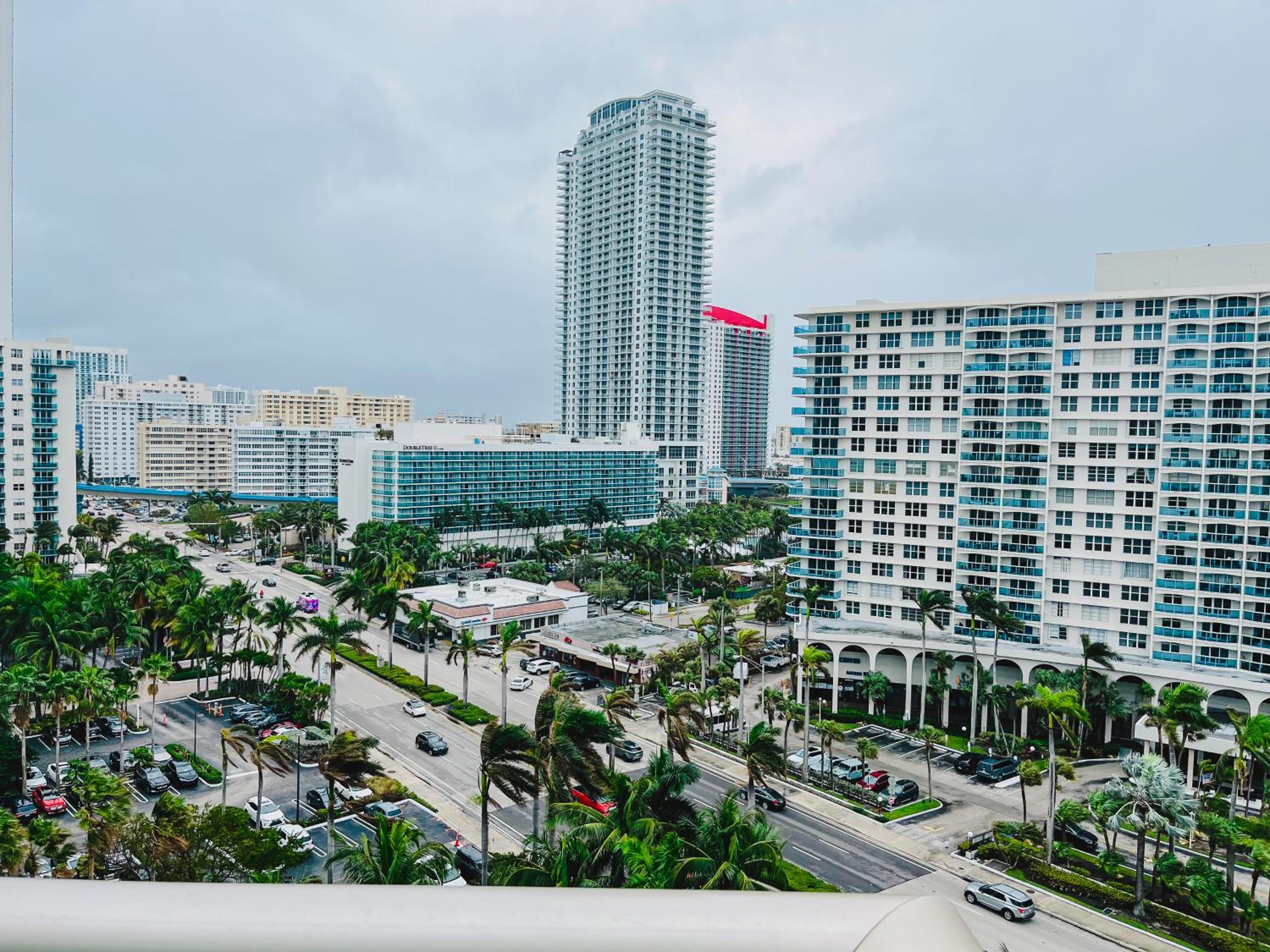 Miami Hollywood Awesome 2 Bedroom 2 Bathroom 003-22bvic