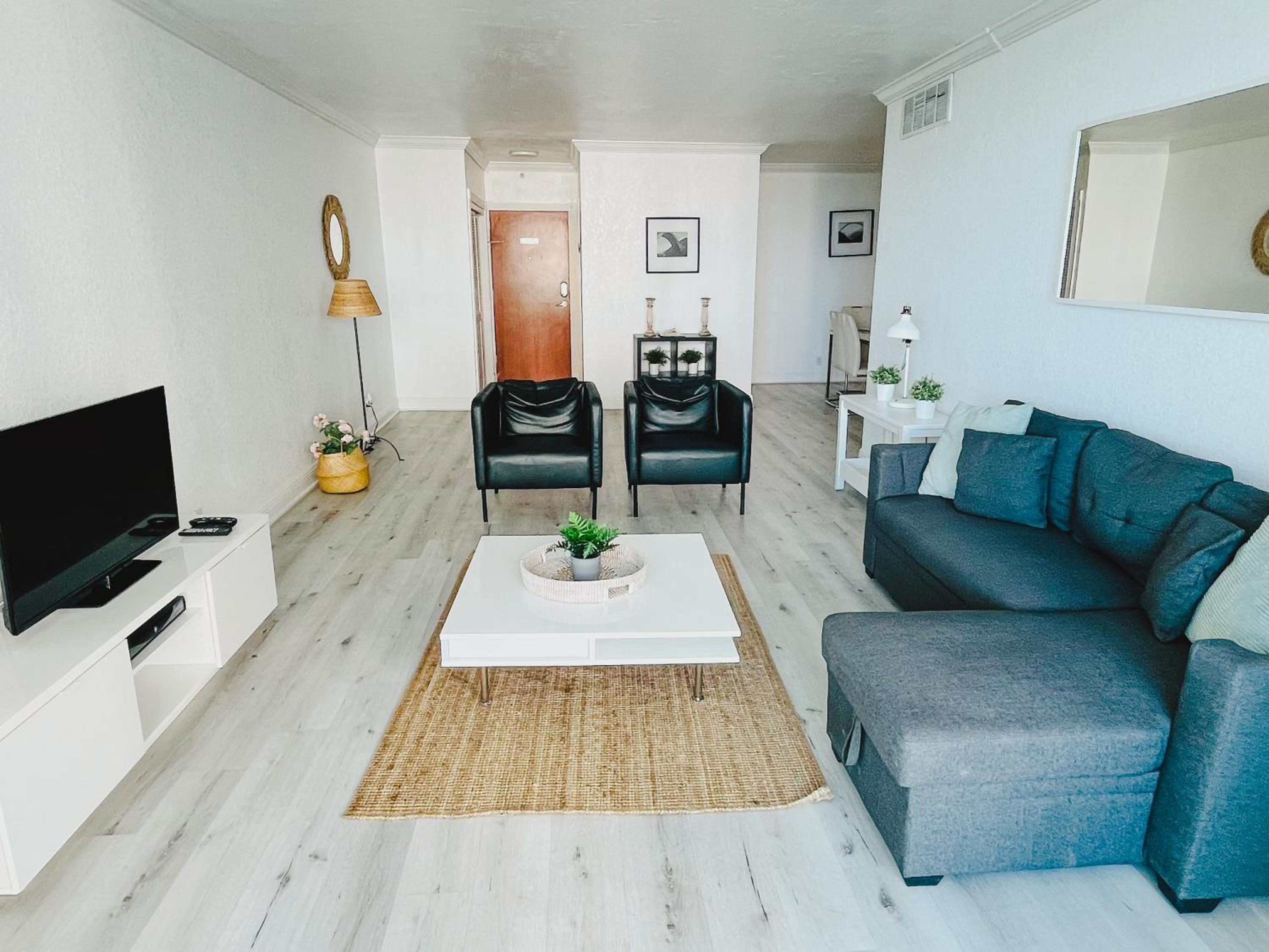 Miami Hollywood Condo 2BD With Ocean View 005-21mar view 2