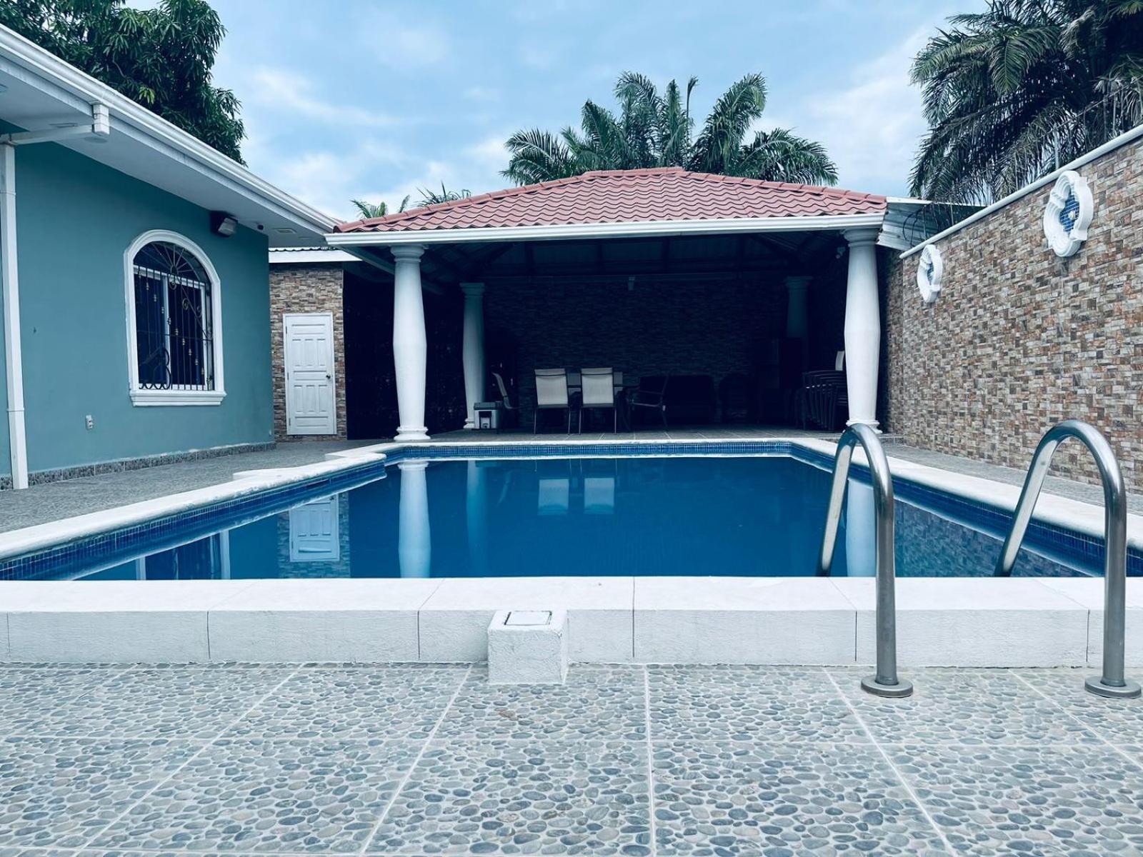 Villa Tia Mercy view 4