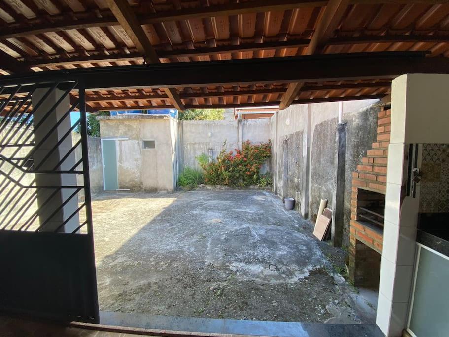 Casa rua principal Barra do Gil