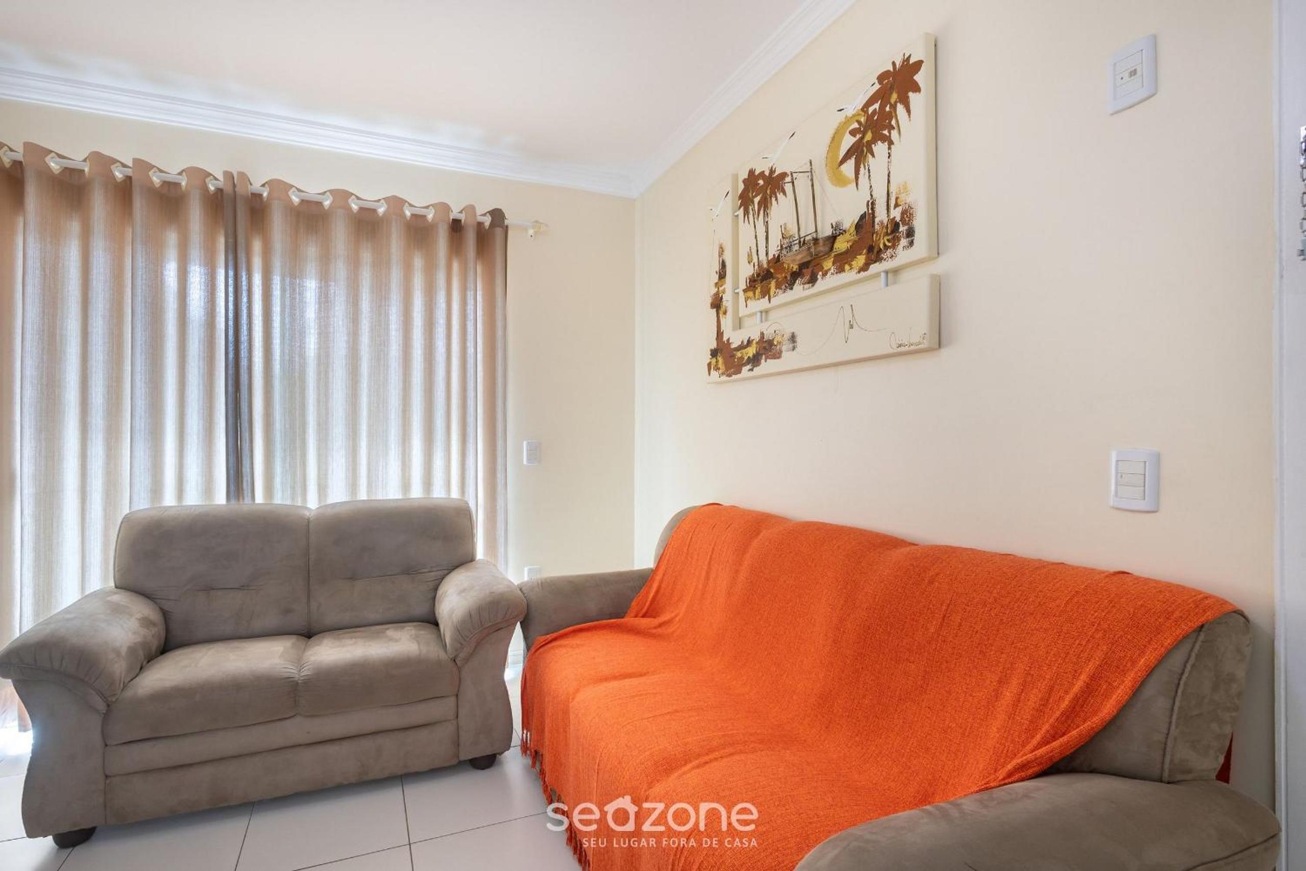 Apartamentos próximo a Praia de Bombas - ARZ