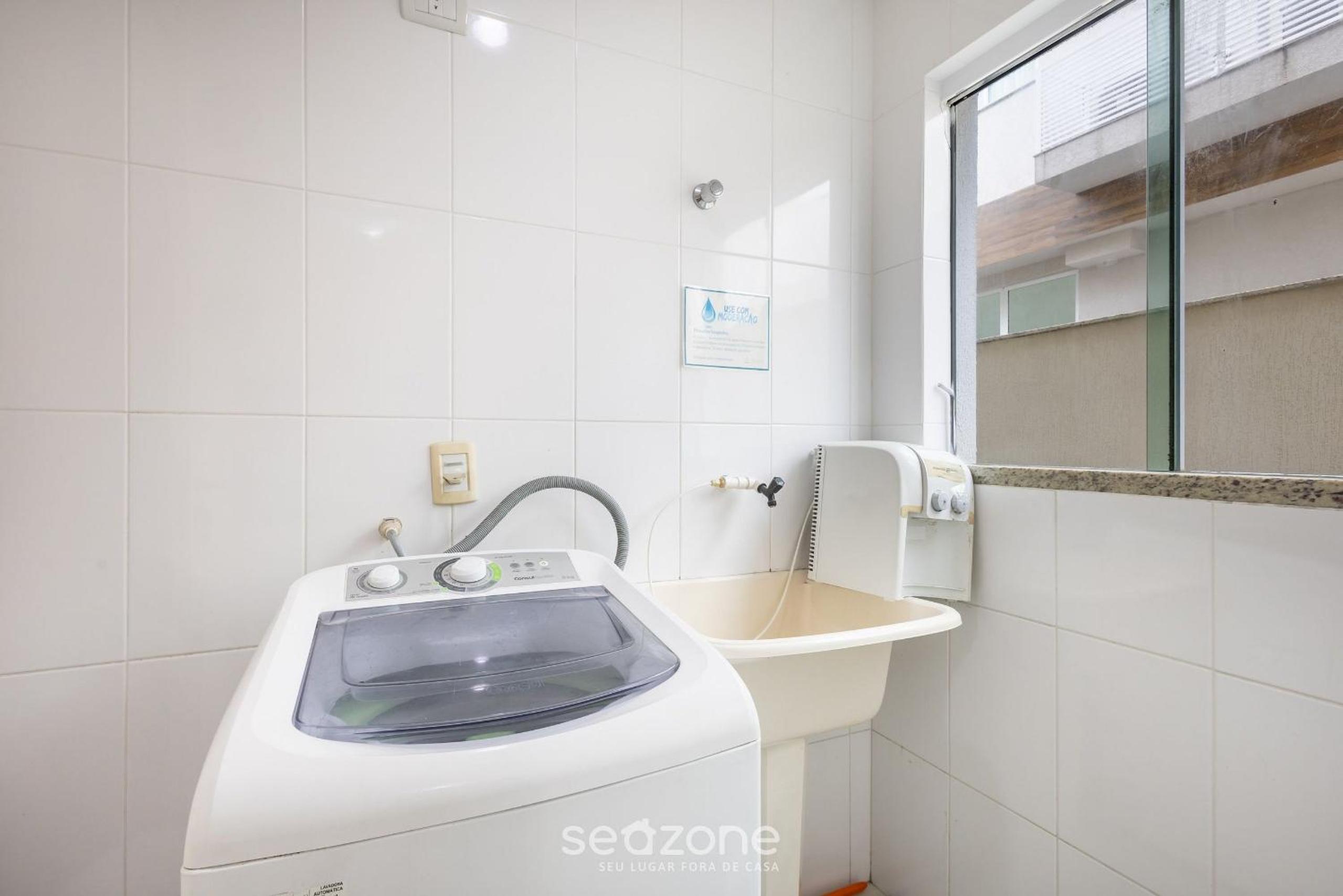 Apartamentos próximo a Praia de Bombas - ARZ