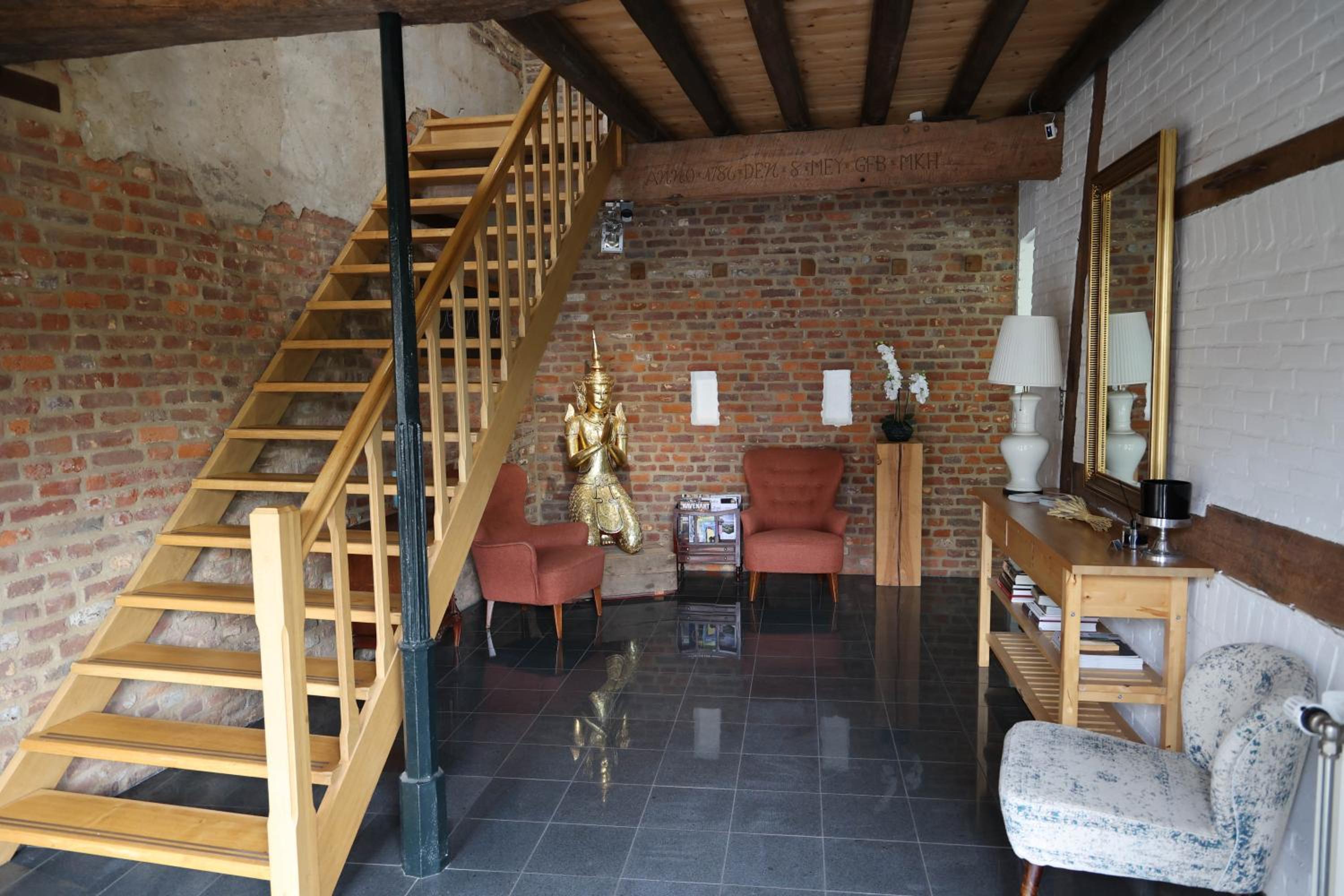 Photo 46