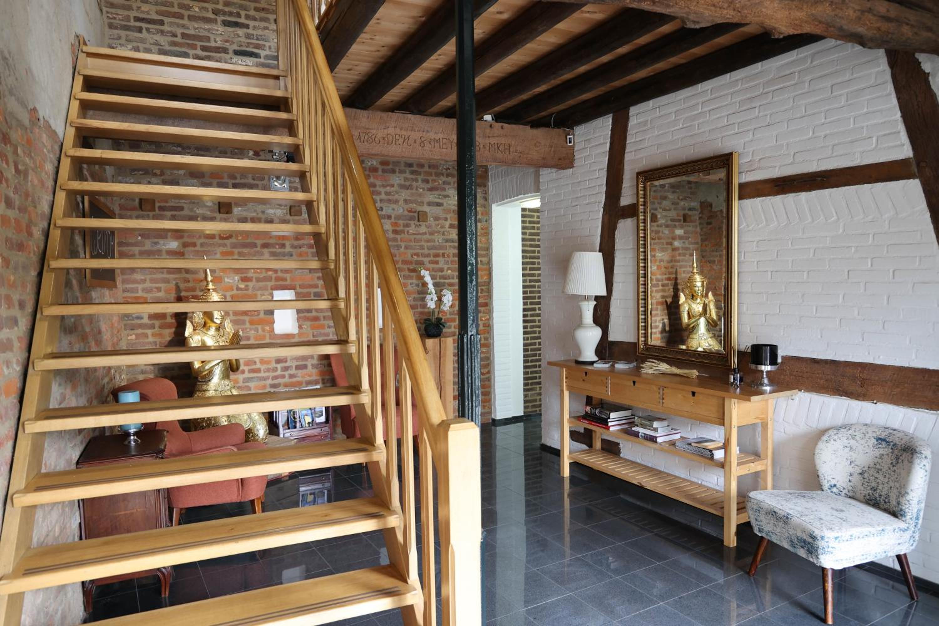 Photo 43