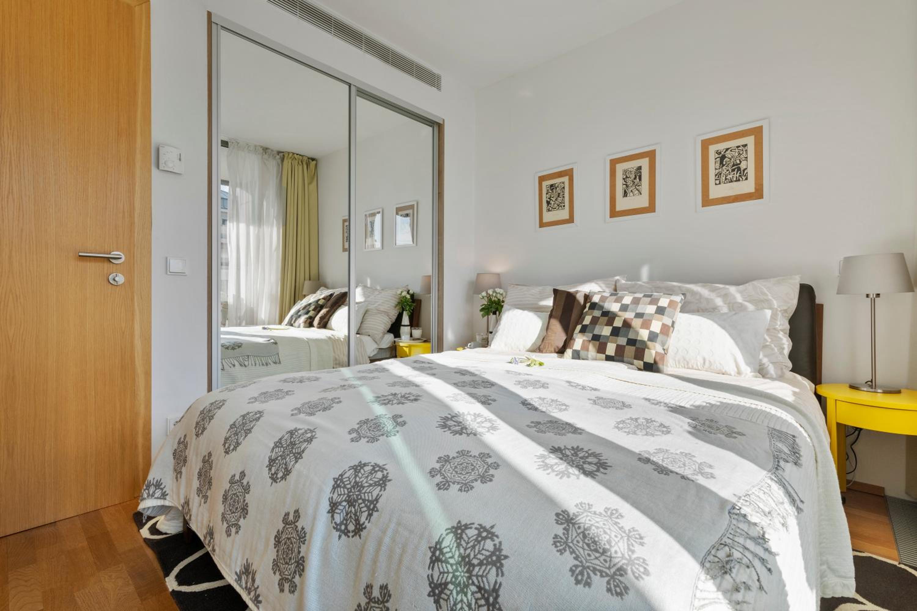 Escape riverfront 2 bedroom with balcony view 2